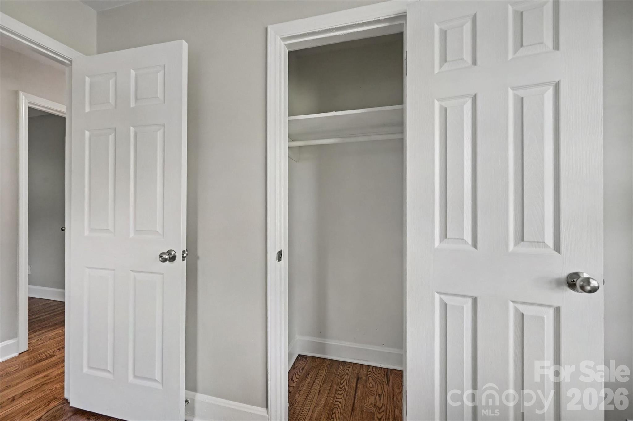 4421 Knollcrest Drive Property Photo 31