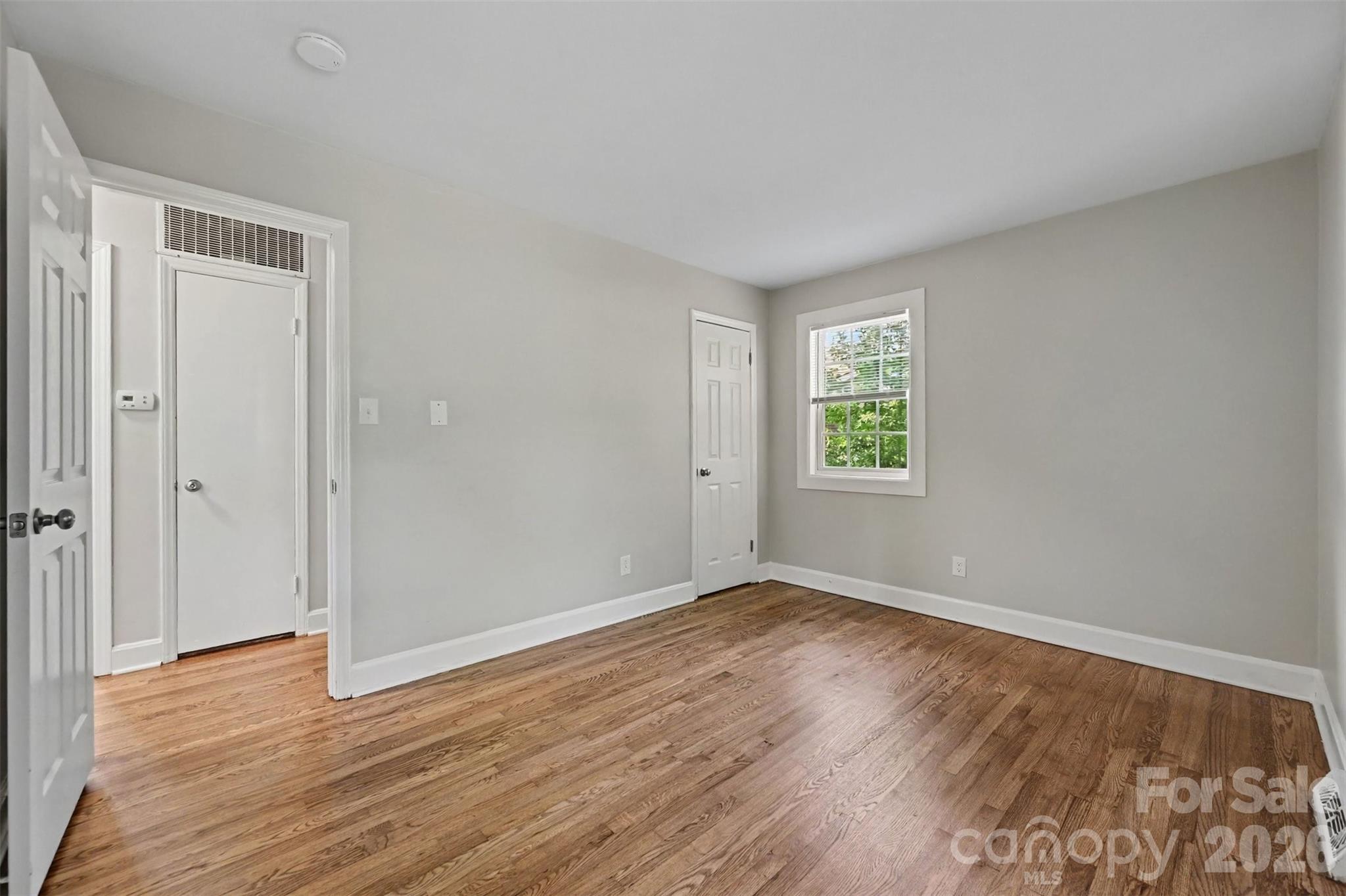4421 Knollcrest Drive Property Photo 34