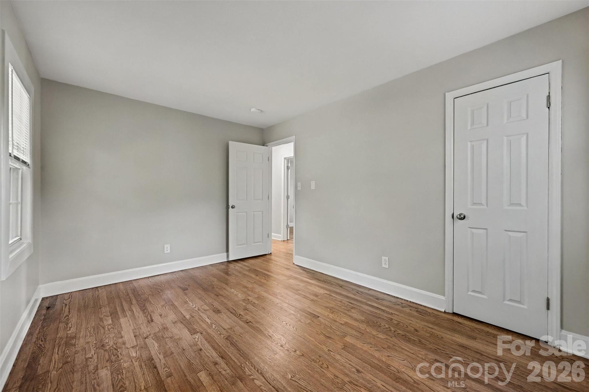 4421 Knollcrest Drive Property Photo 36