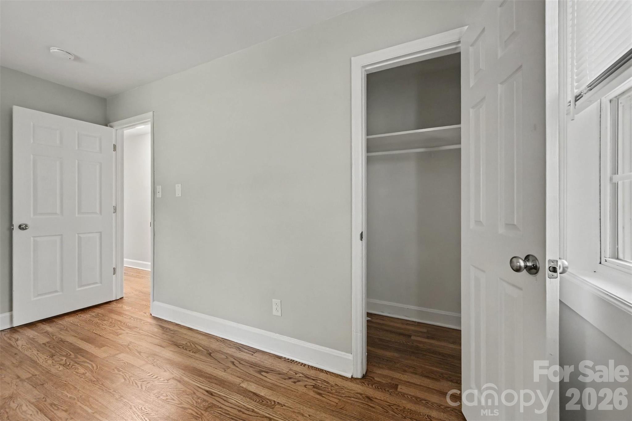 4421 Knollcrest Drive Property Photo 37