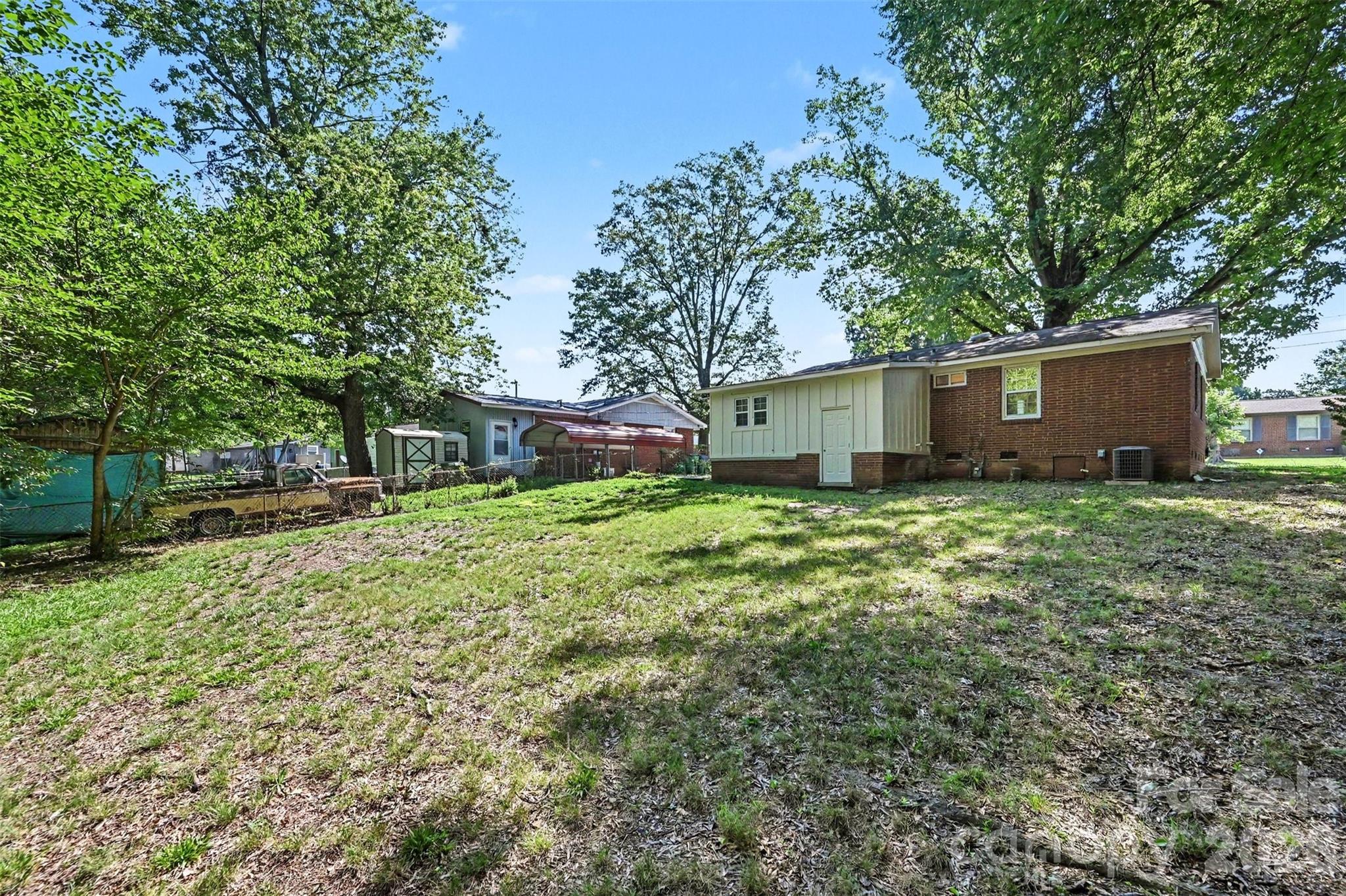 4421 Knollcrest Drive Property Photo 39
