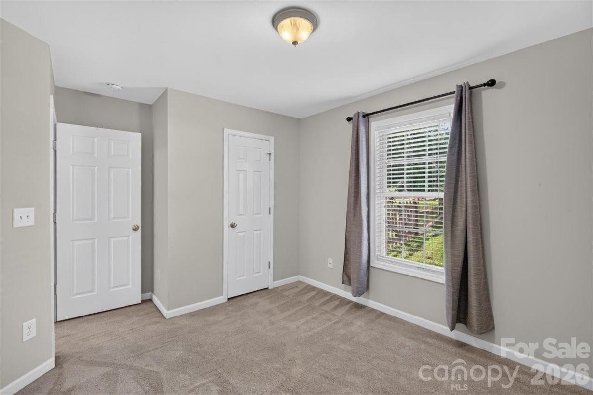 46 Linford Street Property Photo 23