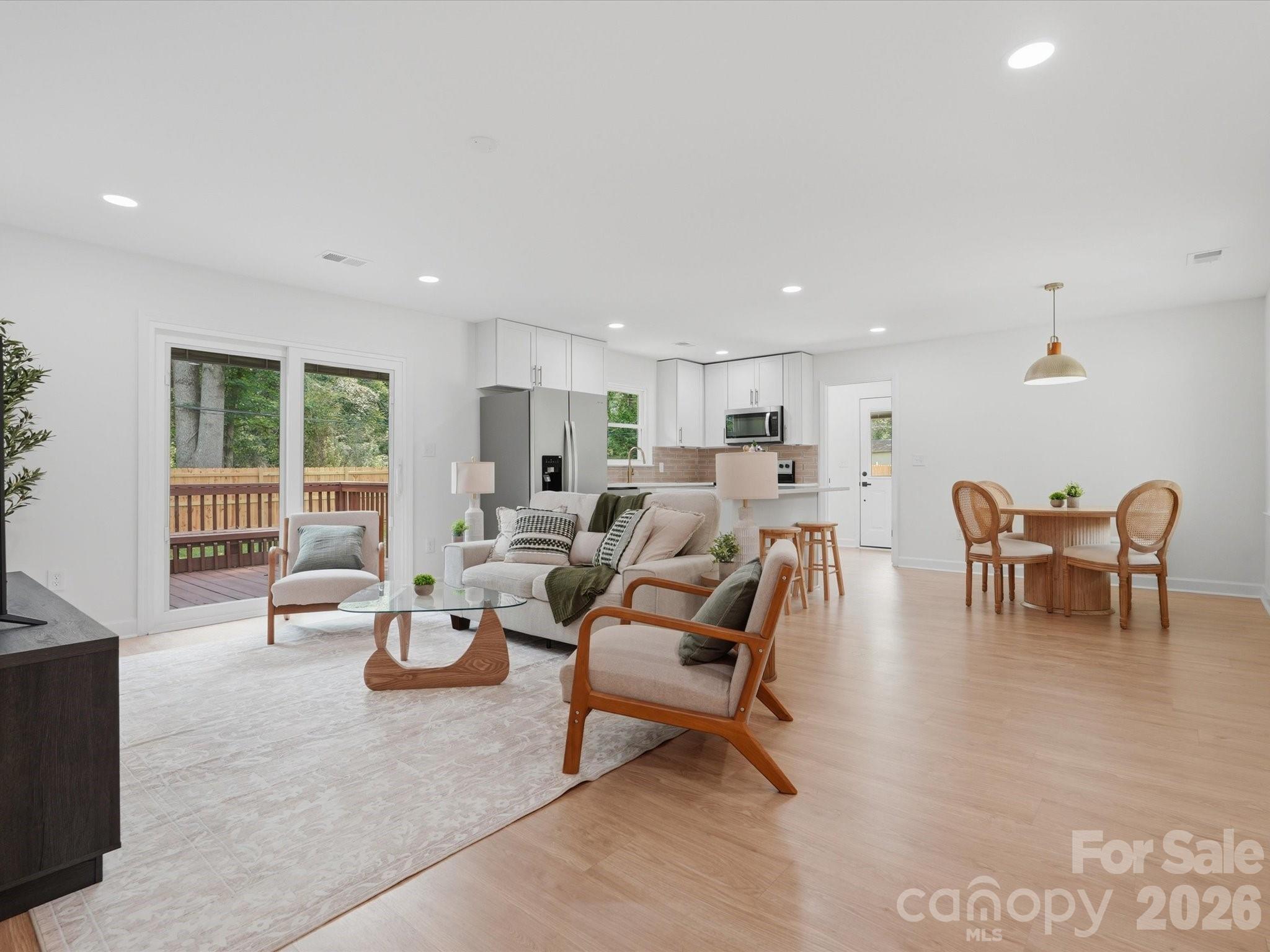 1517 Chandler Place Property Photo 1