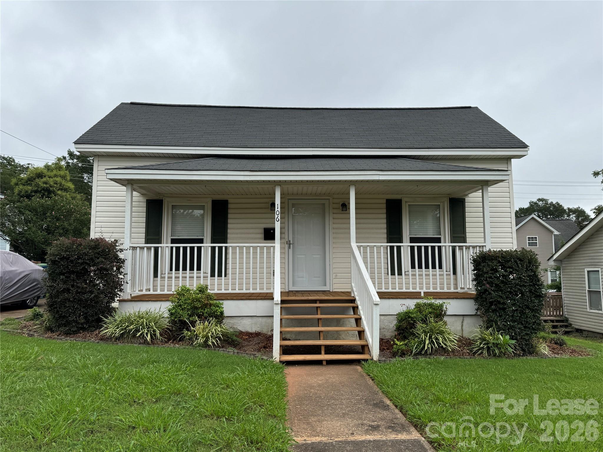 106 N 1st Street Property Photo 2