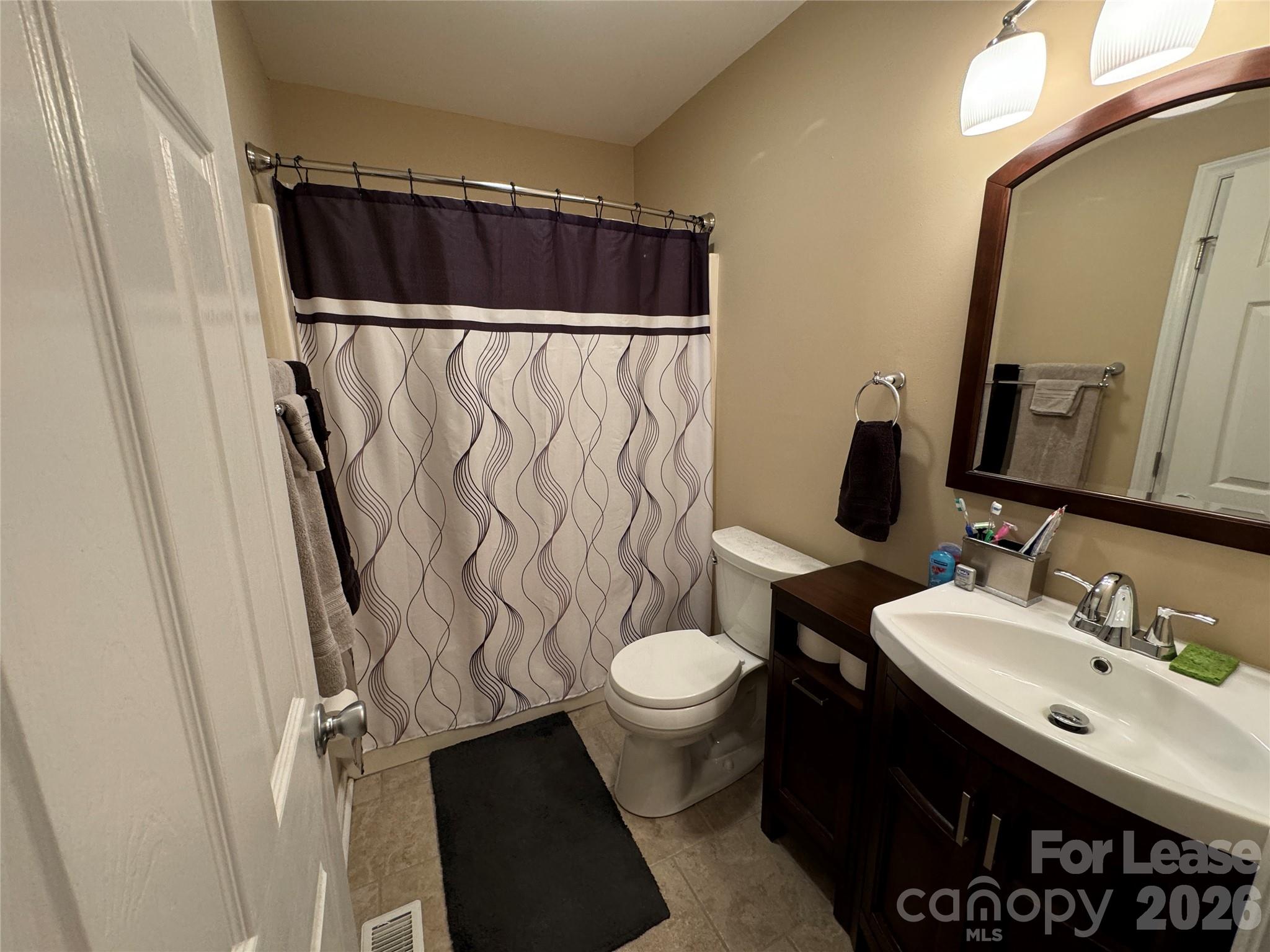 106 N 1st Street Property Photo 9