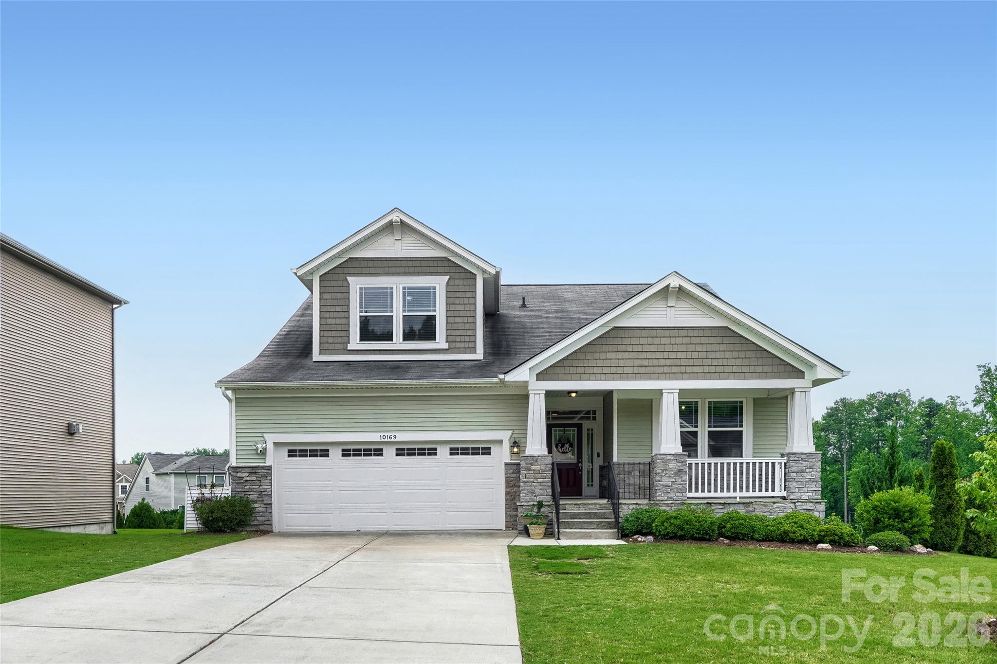 10169 Castlebrooke Drive Property Photo 1