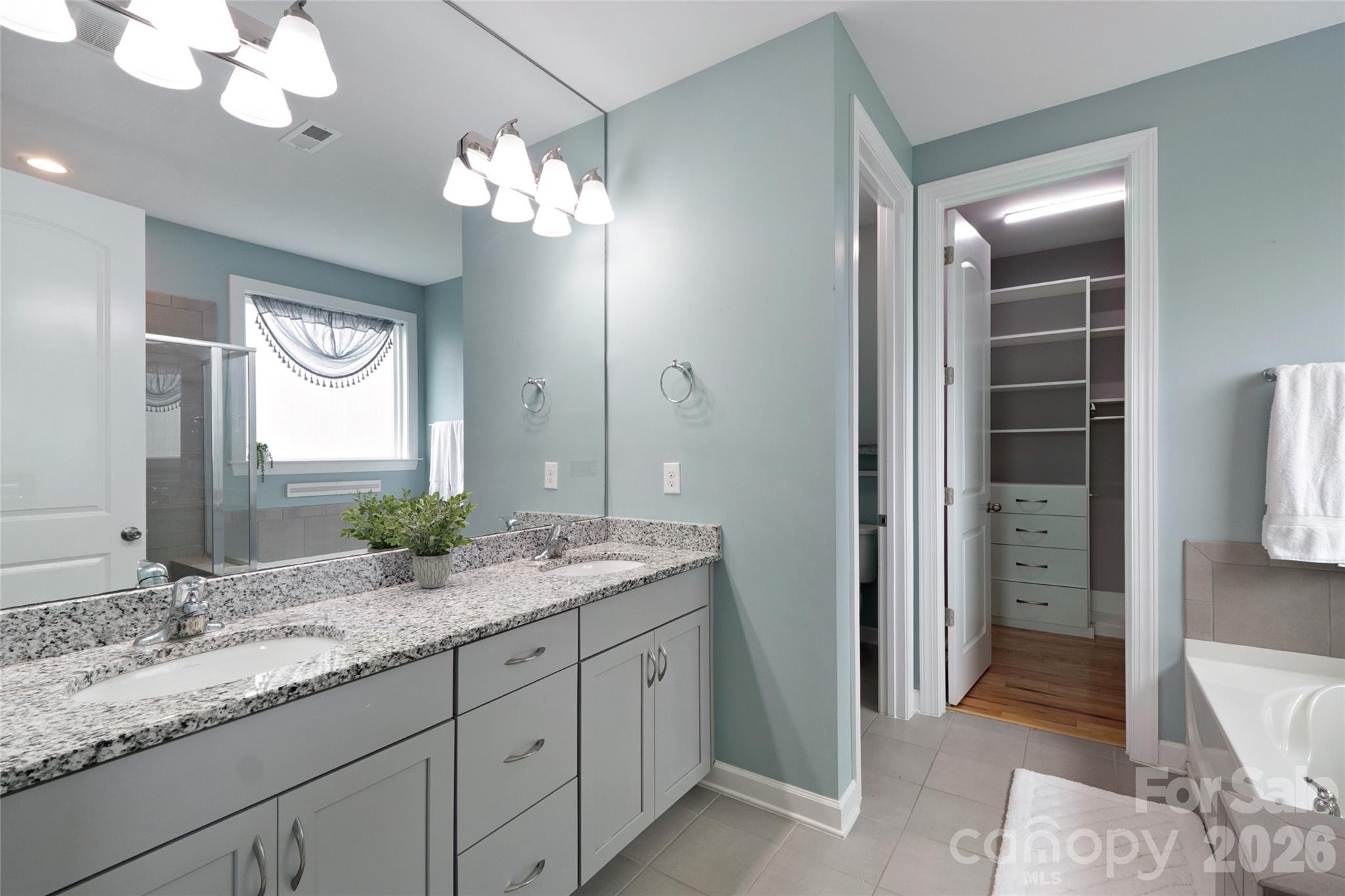 10169 Castlebrooke Drive Property Photo 13