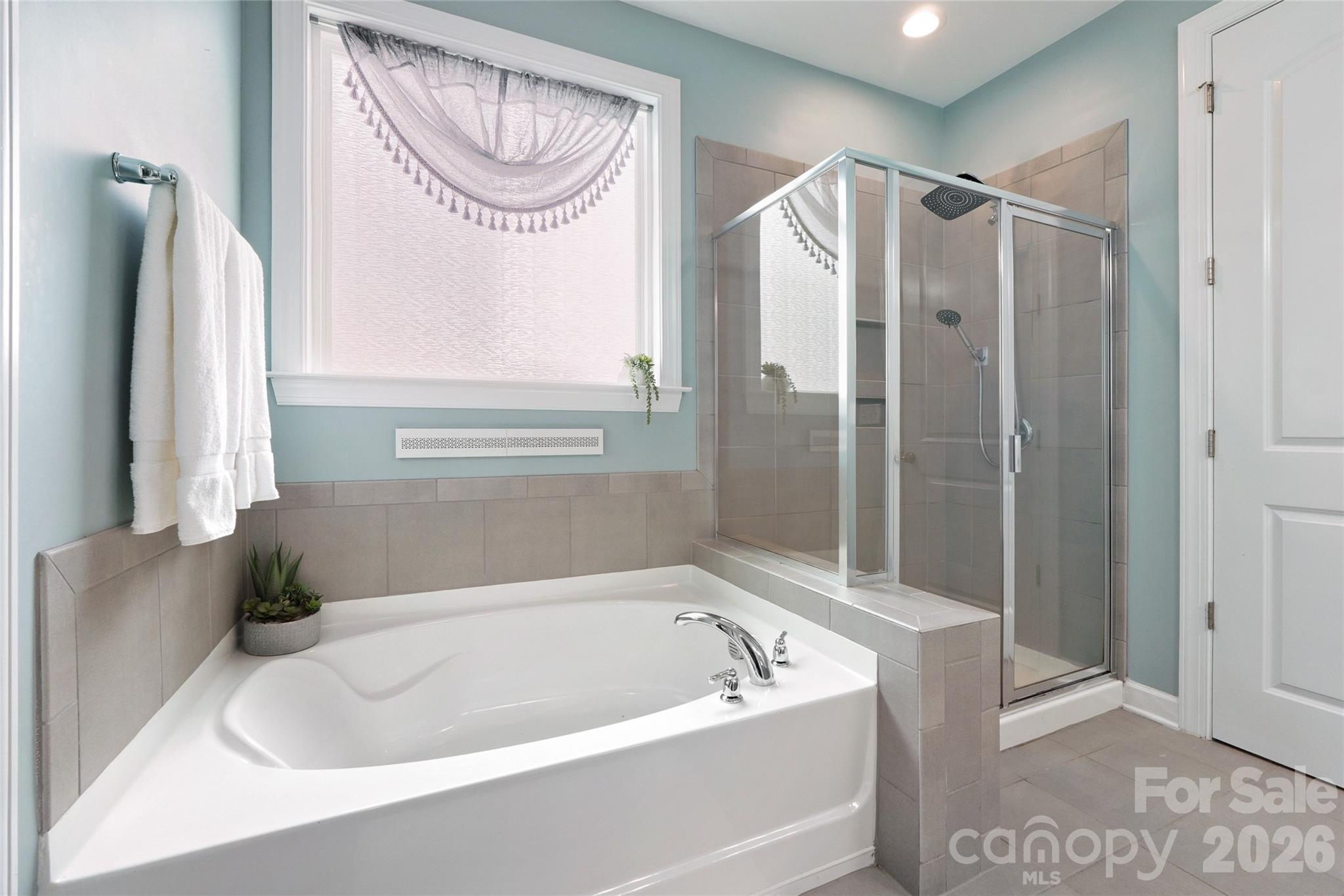 10169 Castlebrooke Drive Property Photo 14