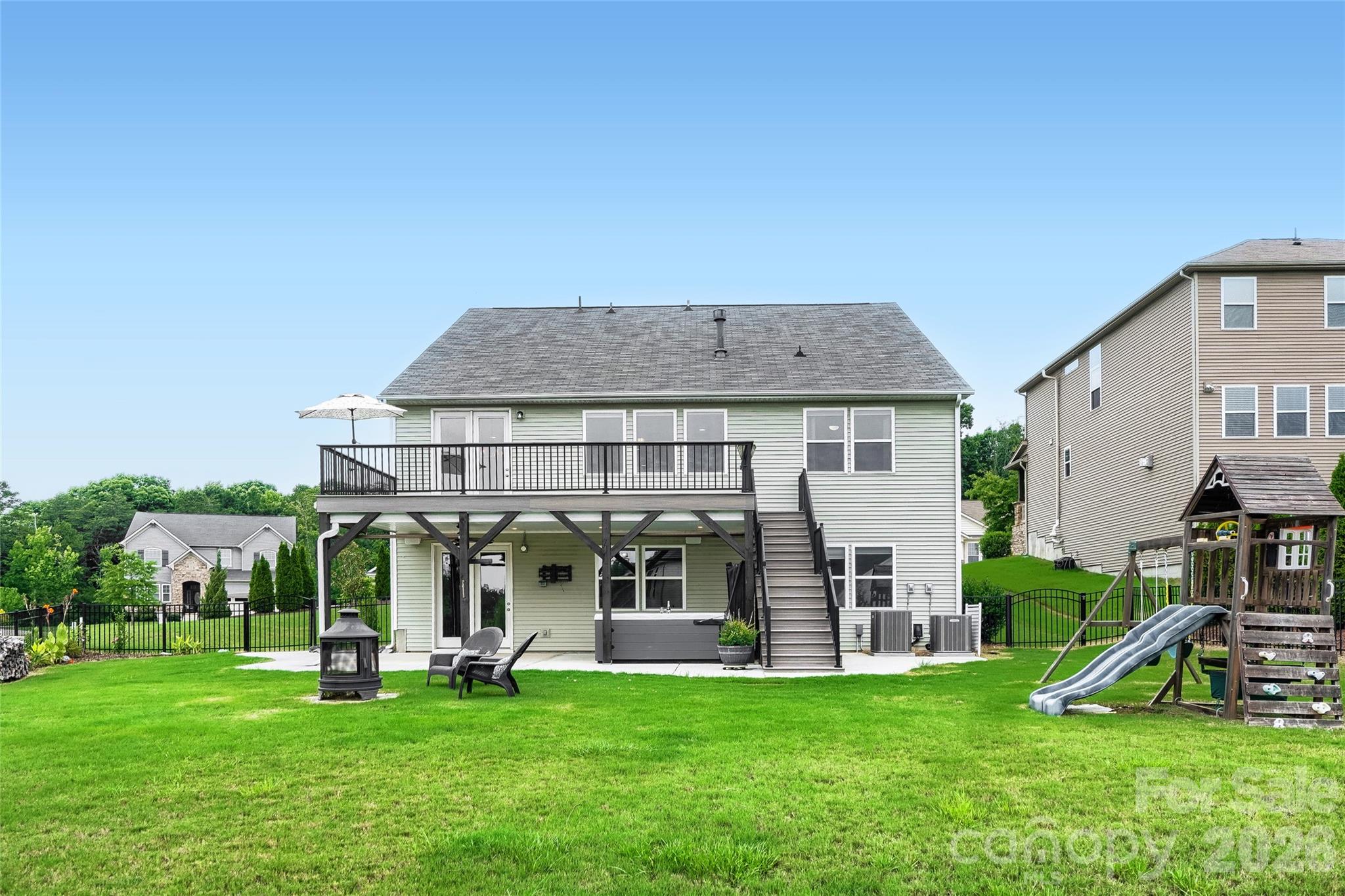 10169 Castlebrooke Drive Property Photo 22