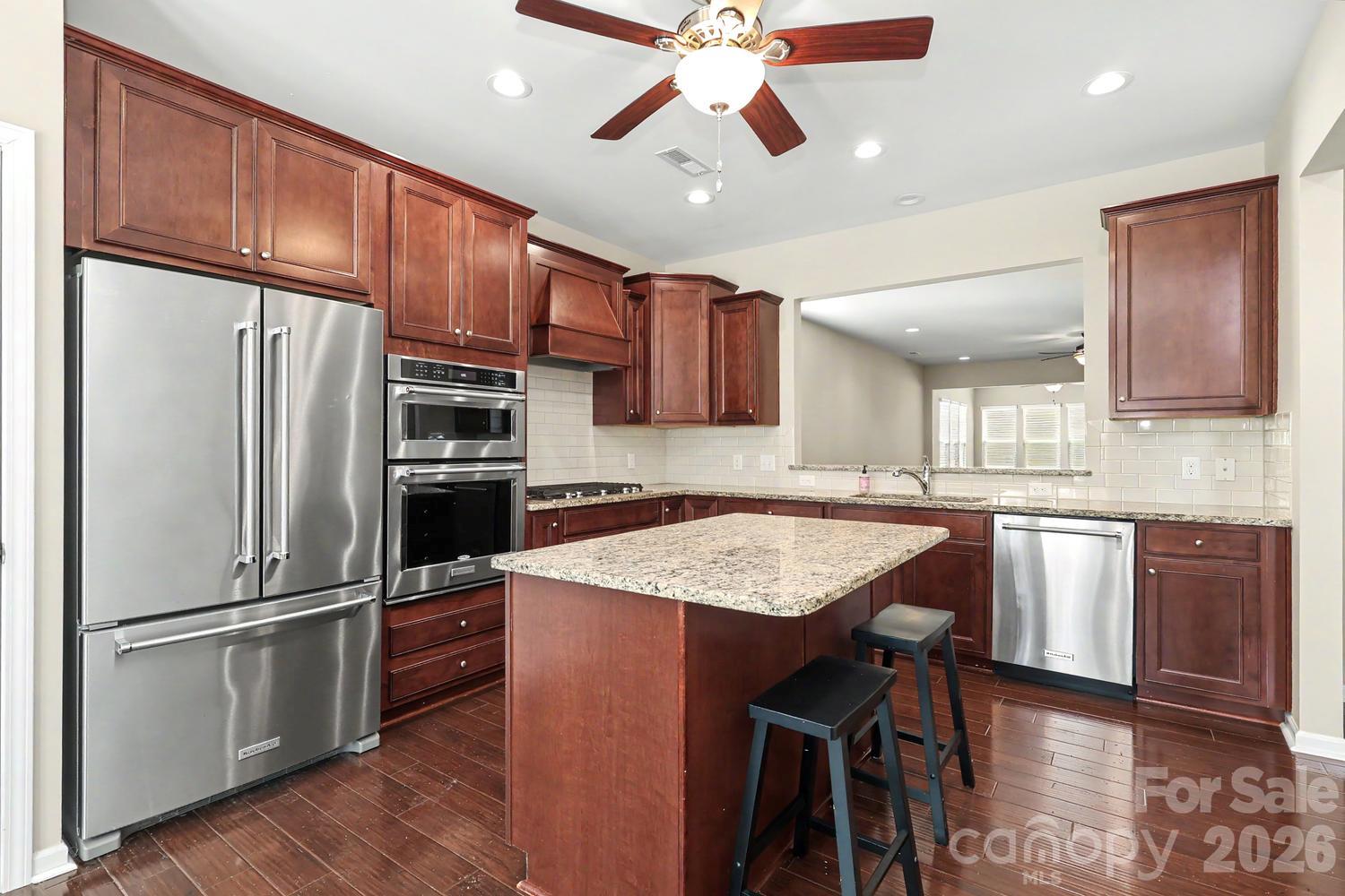 7419 Carolina Jessamine Court Property Photo 7