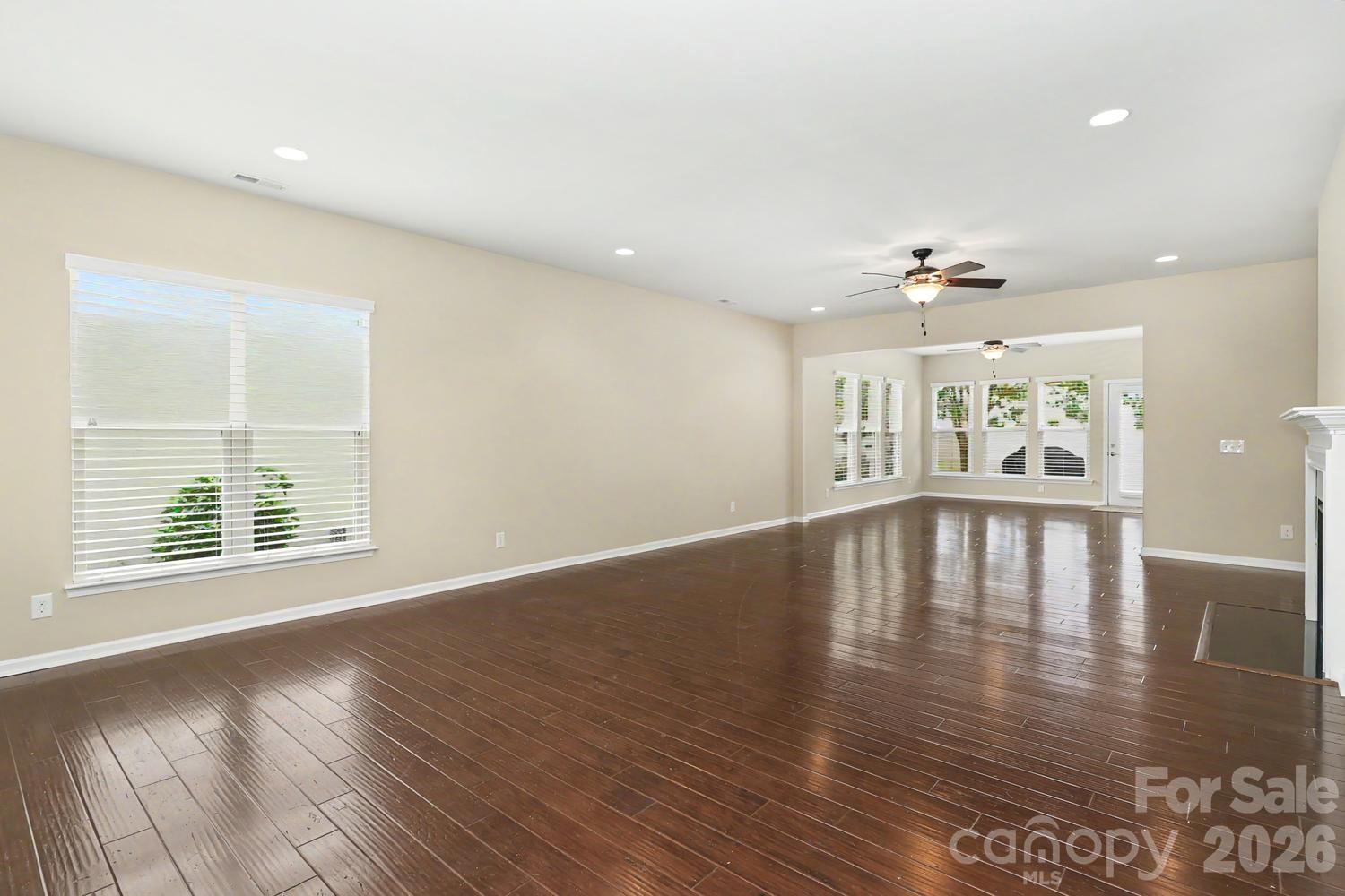 7419 Carolina Jessamine Court Property Photo 8