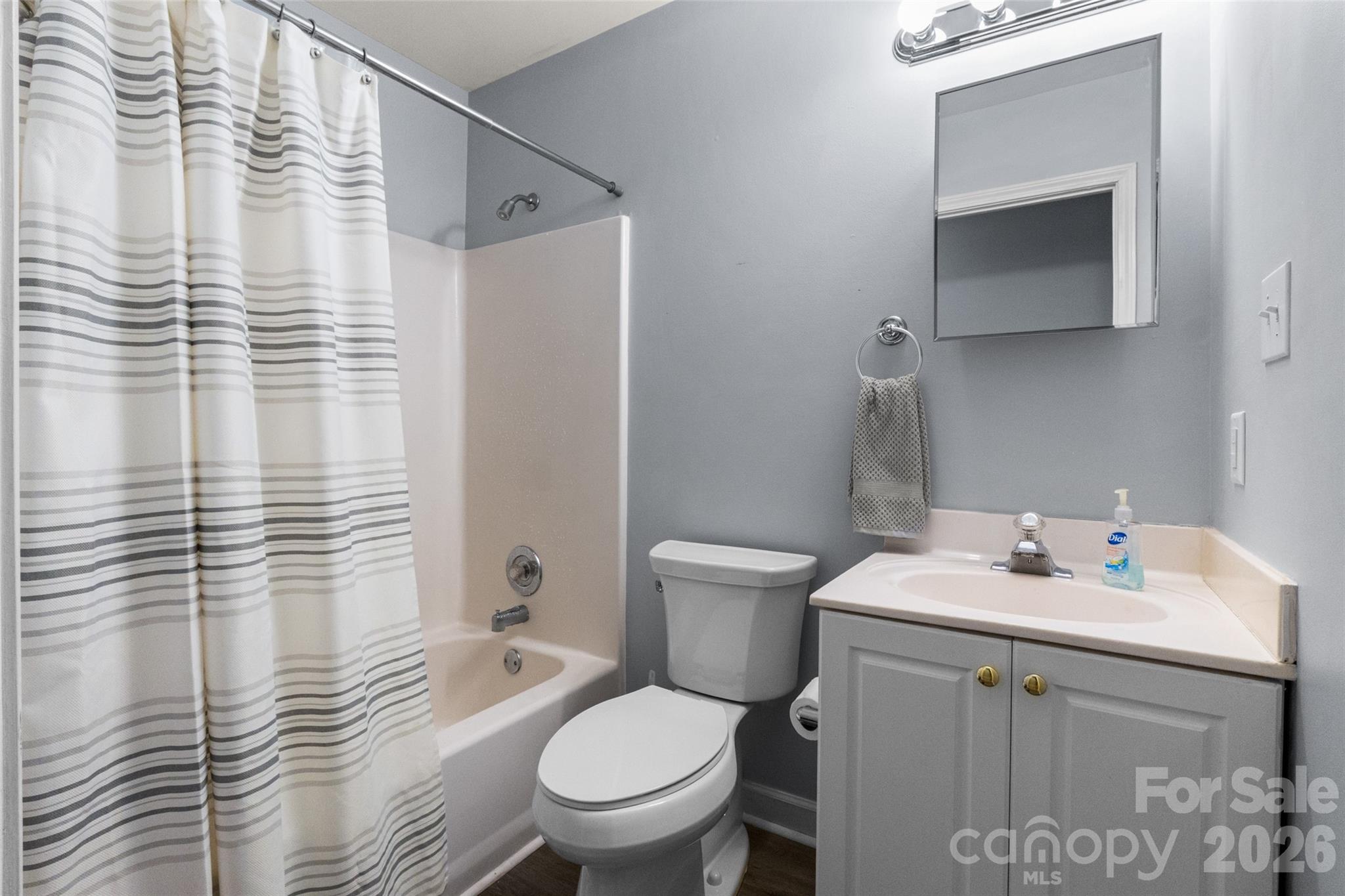 2018 Olde Oxford Court Property Photo 32