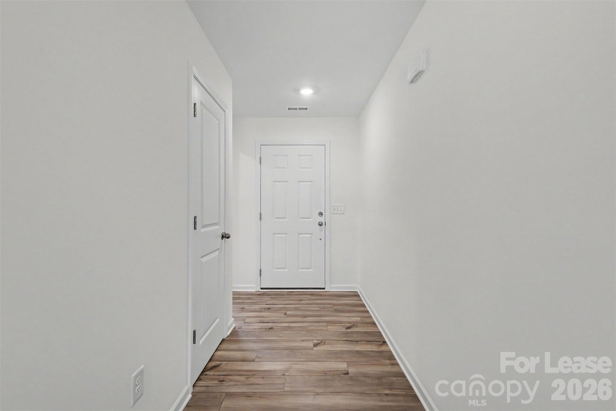 313 W 18th Street Property Photo 3