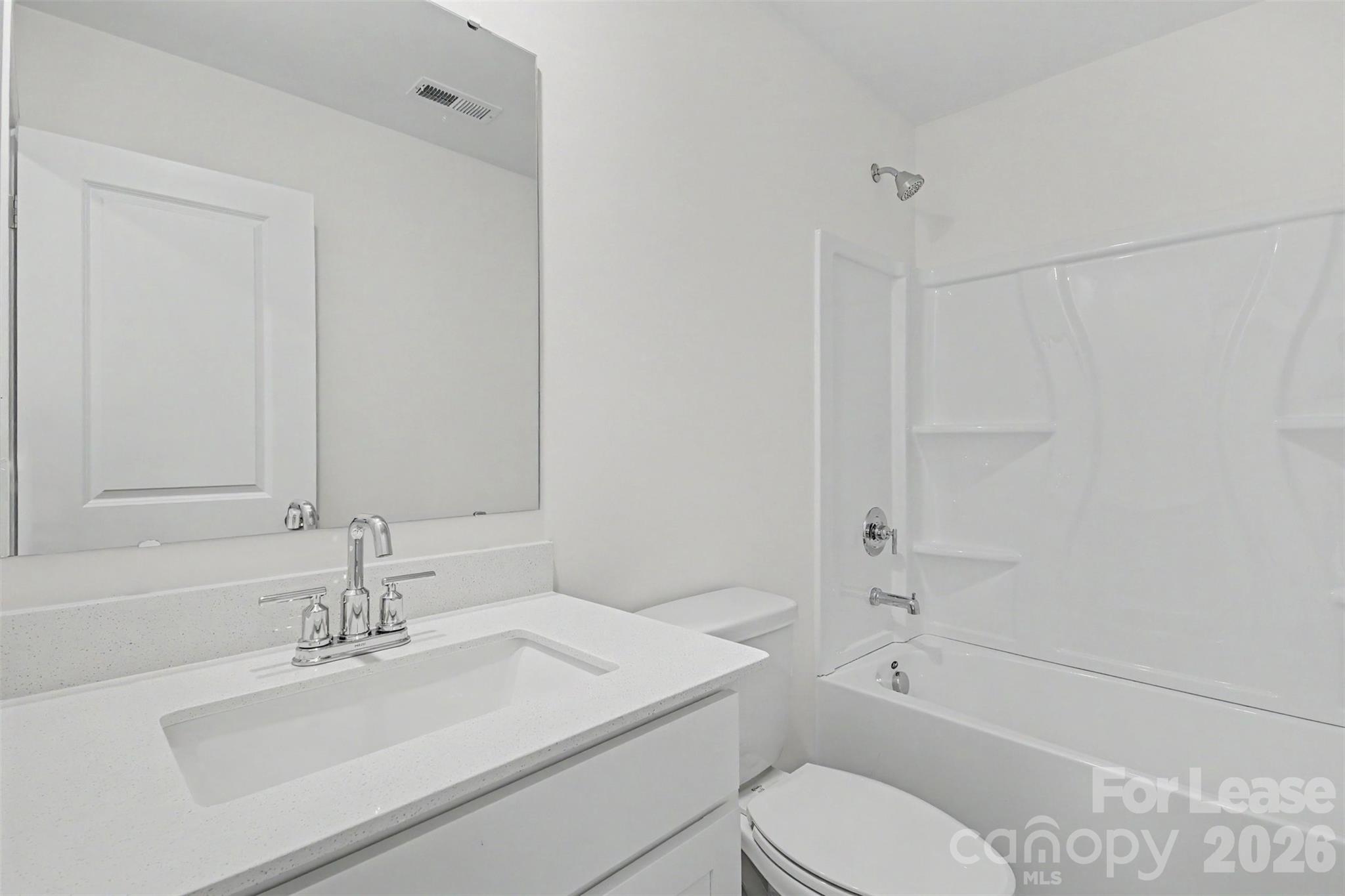 313 W 18th Street Property Photo 13
