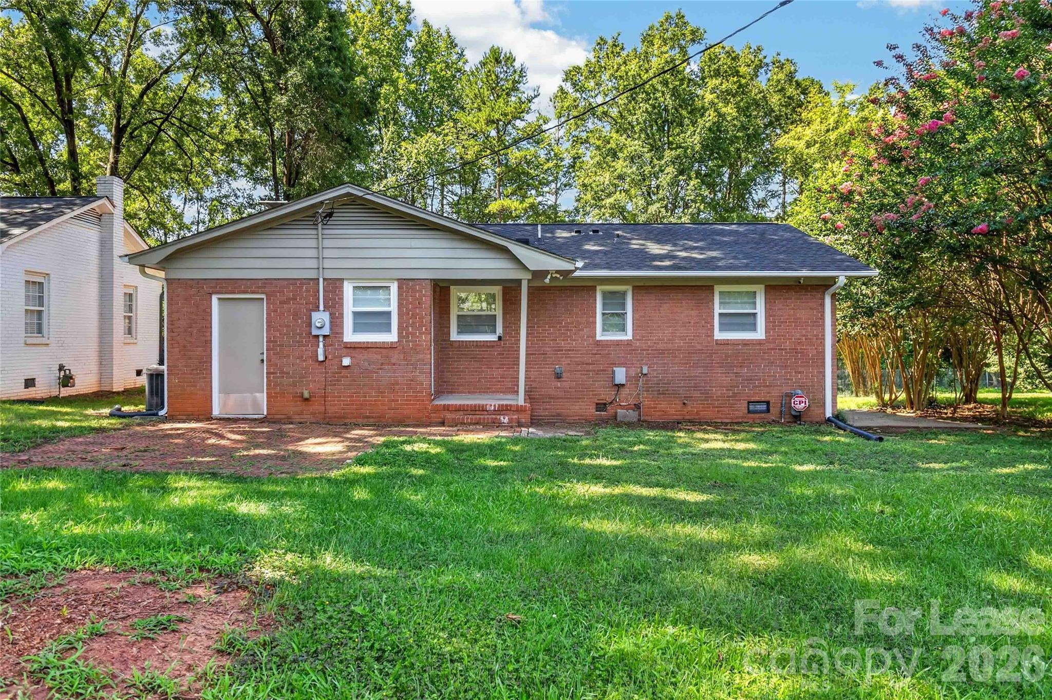 1634 Van Buren Avenue Property Photo 27