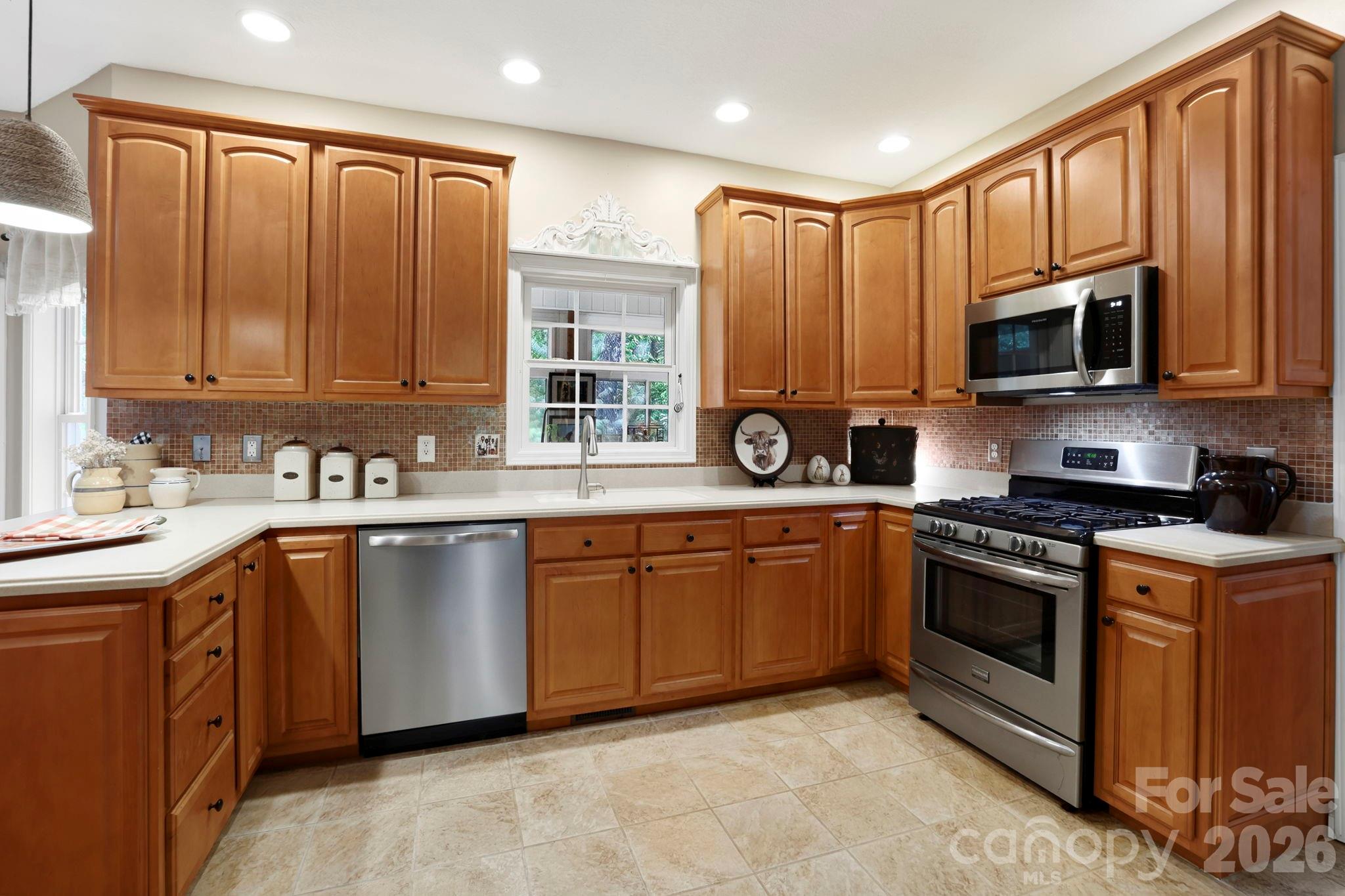 254 Kanuga Forest Drive Property Photo 6