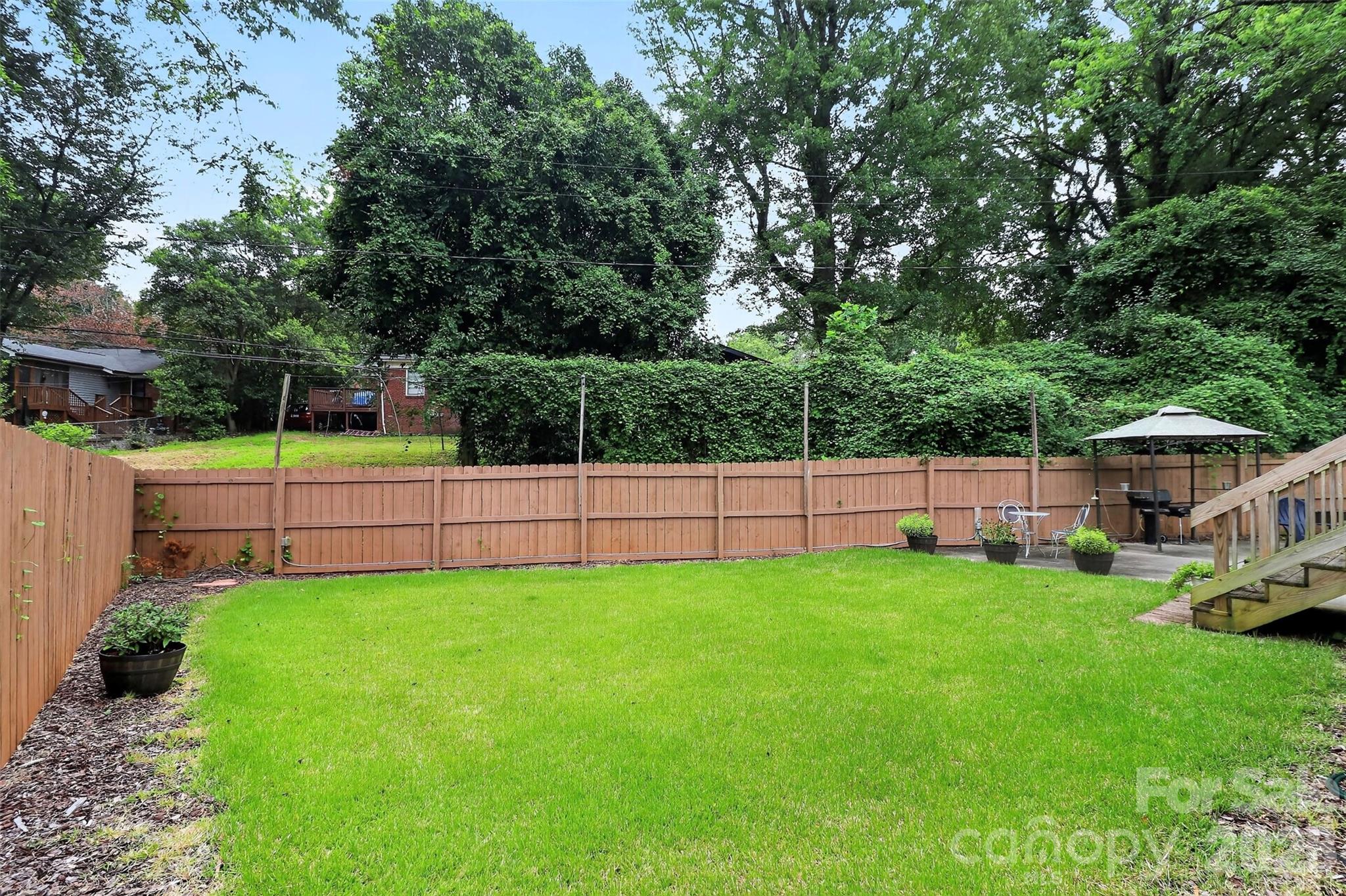 1016 Dresden Drive Property Photo 22