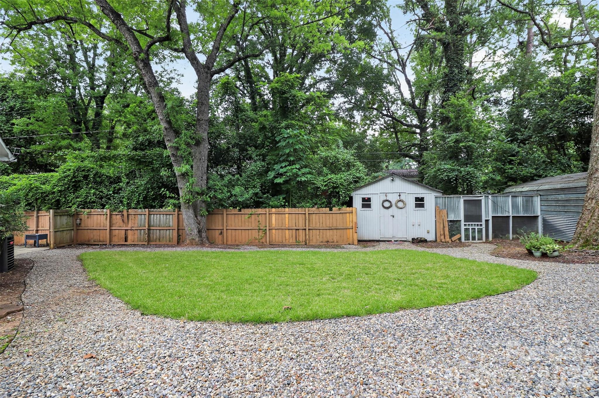 1016 Dresden Drive Property Photo 26