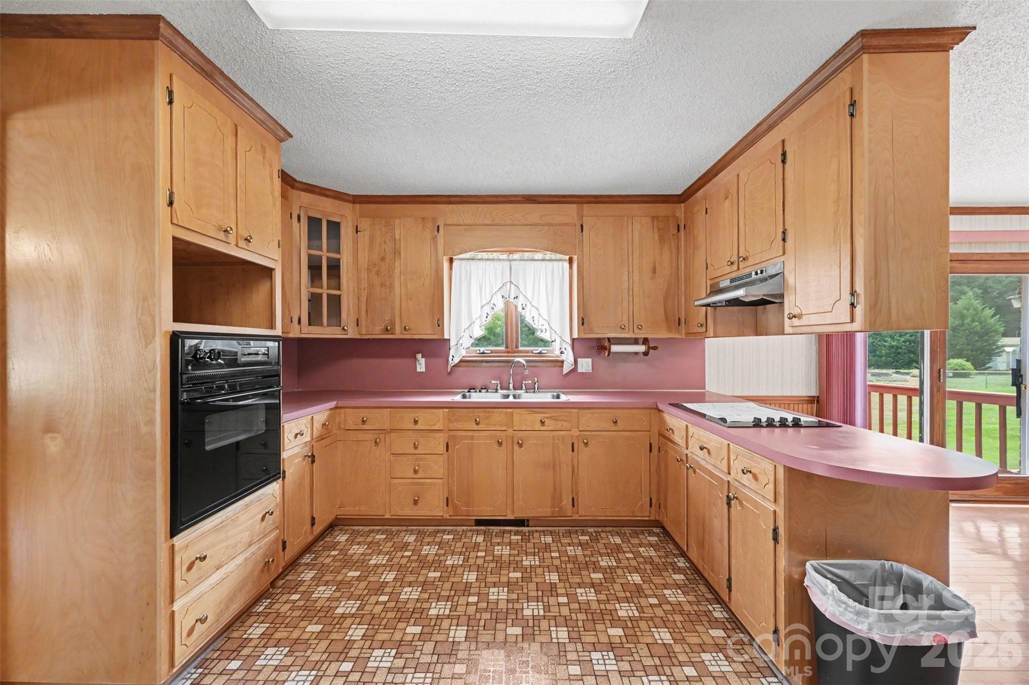 225 Oliphant Road Property Photo 10