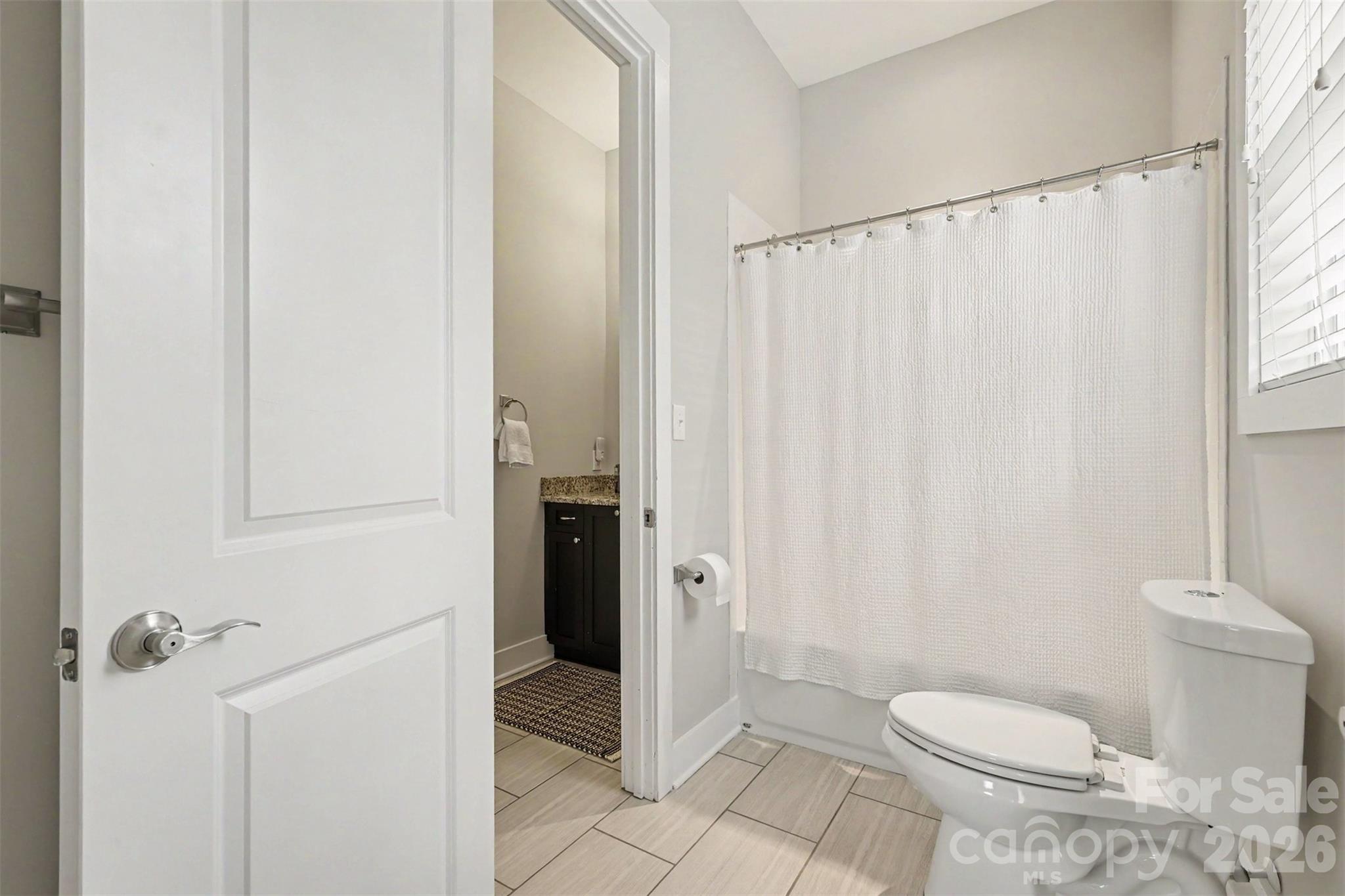 2914 Windsor Avenue Property Photo 16