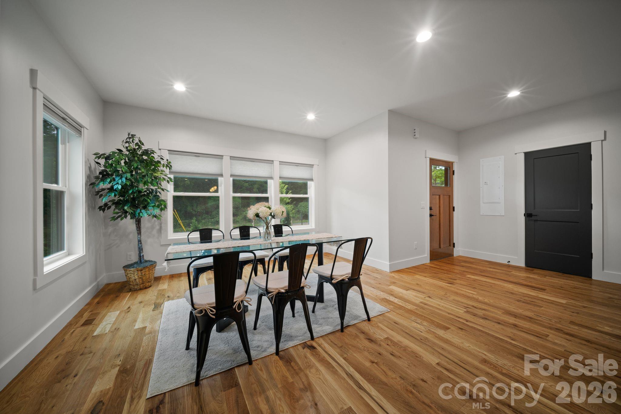 87 Glendale Avenue Property Photo 9