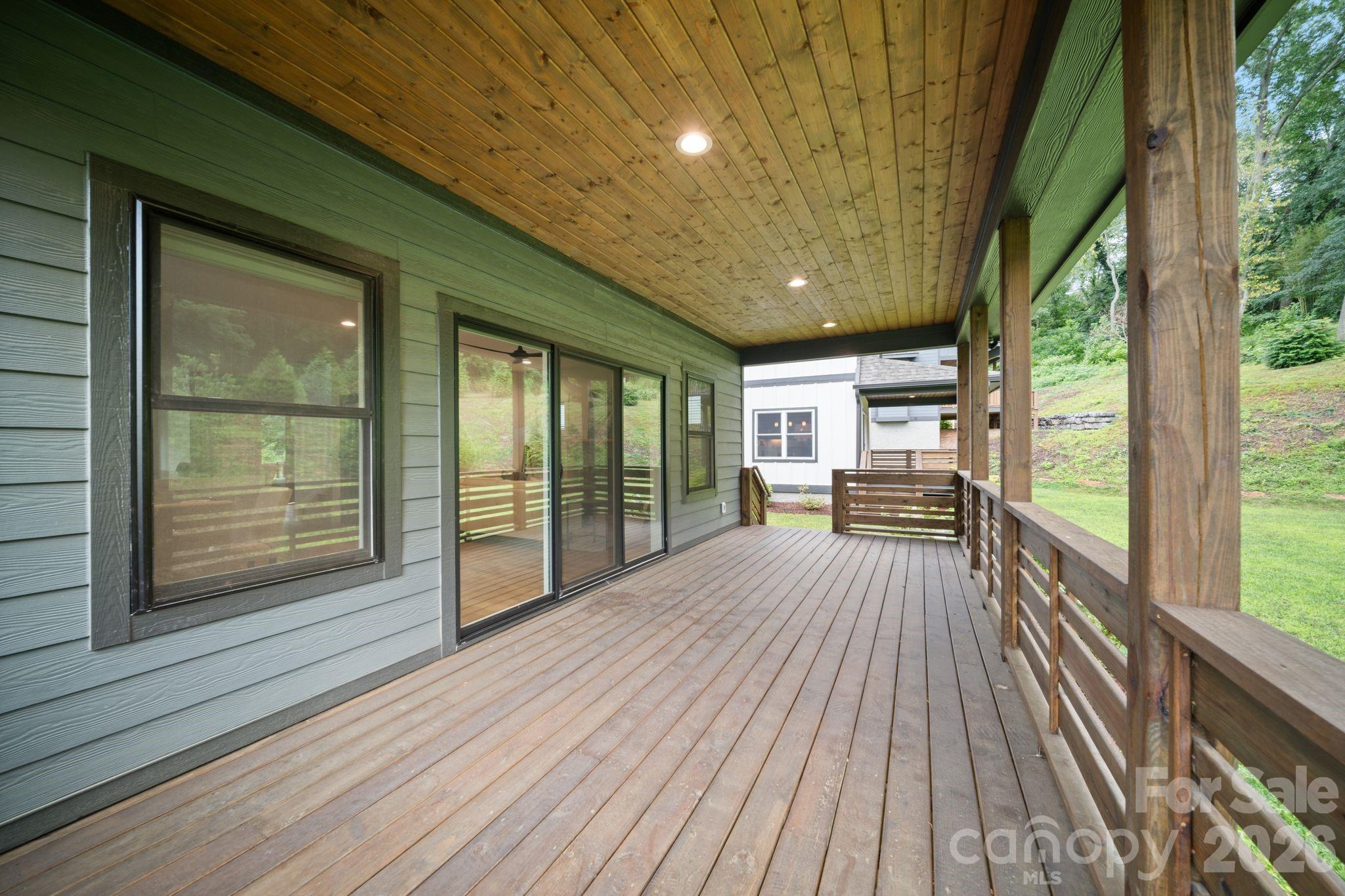 87 Glendale Avenue Property Photo 13