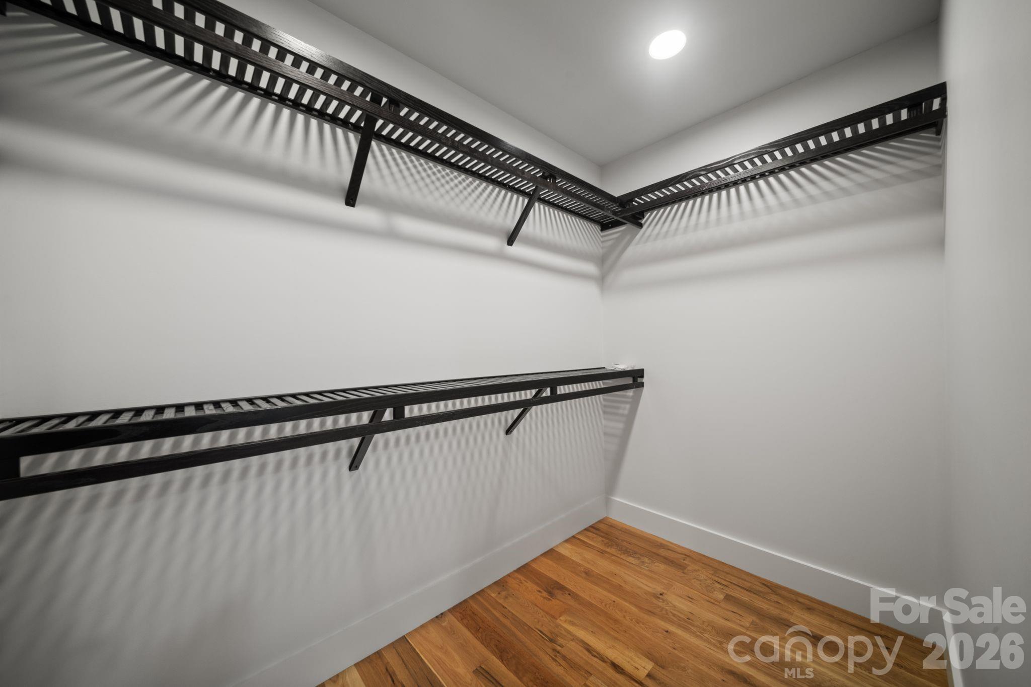 87 Glendale Avenue Property Photo 27