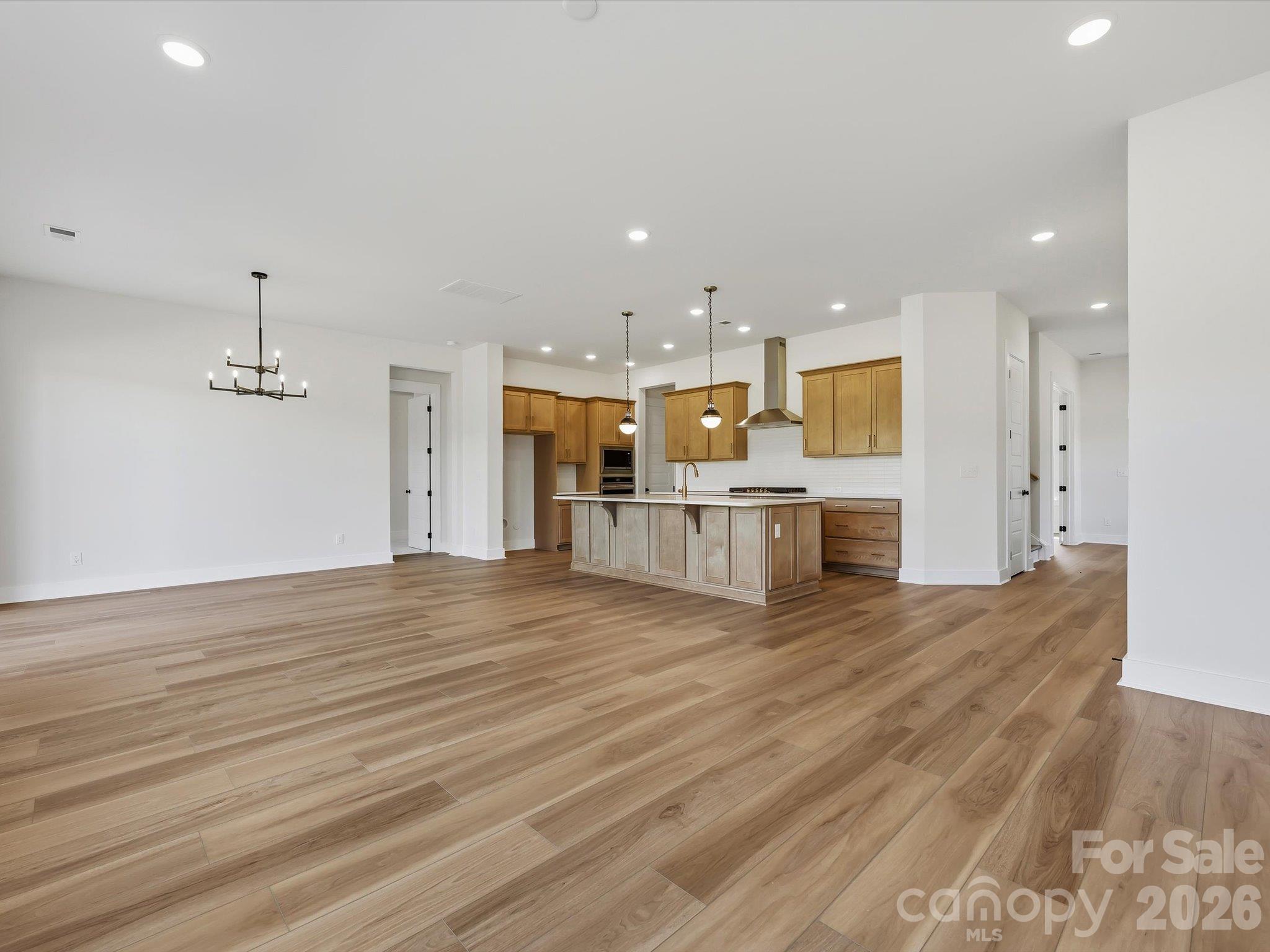 325 Portree Street Property Photo 18