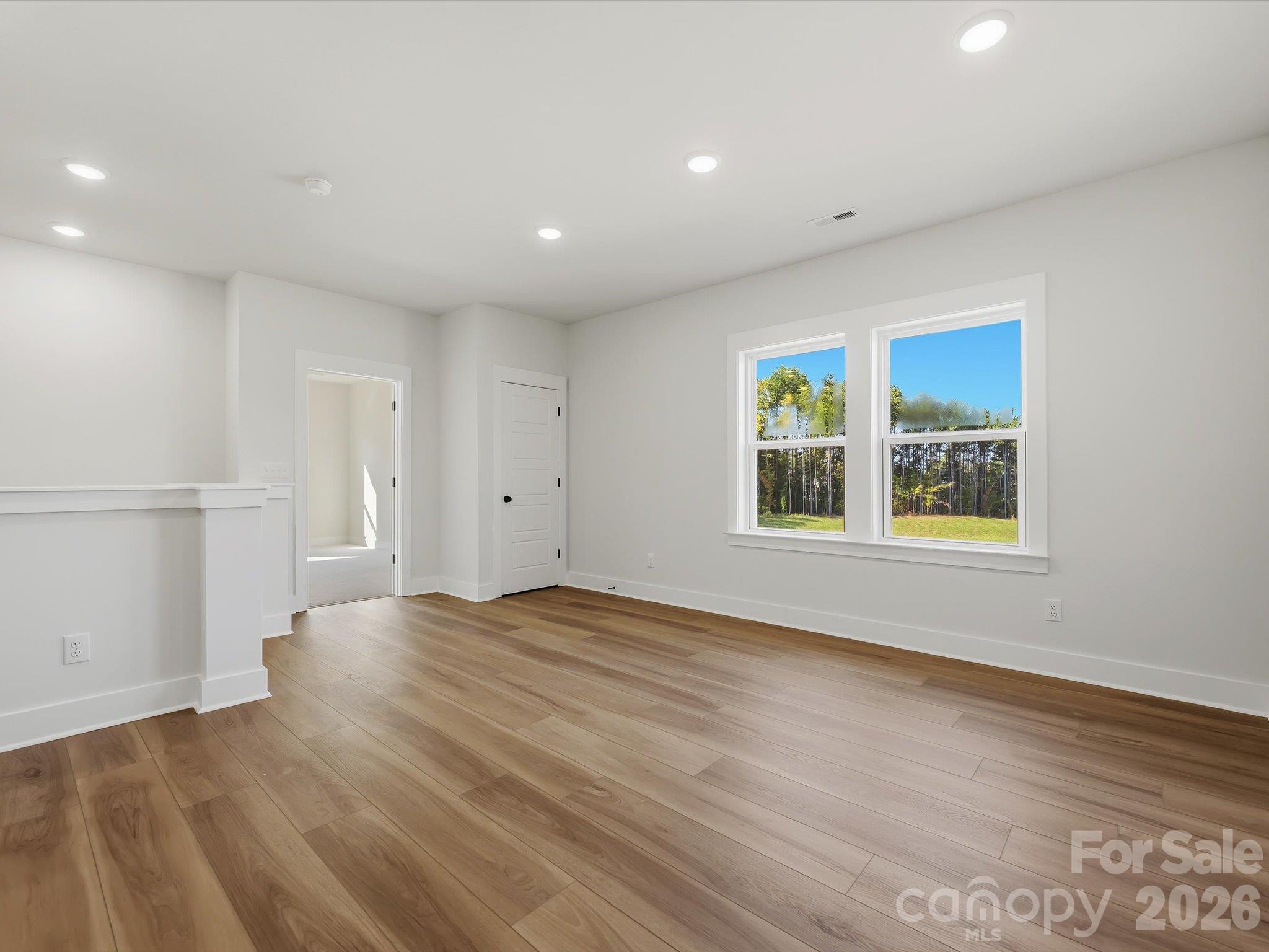 325 Portree Street Property Photo 24