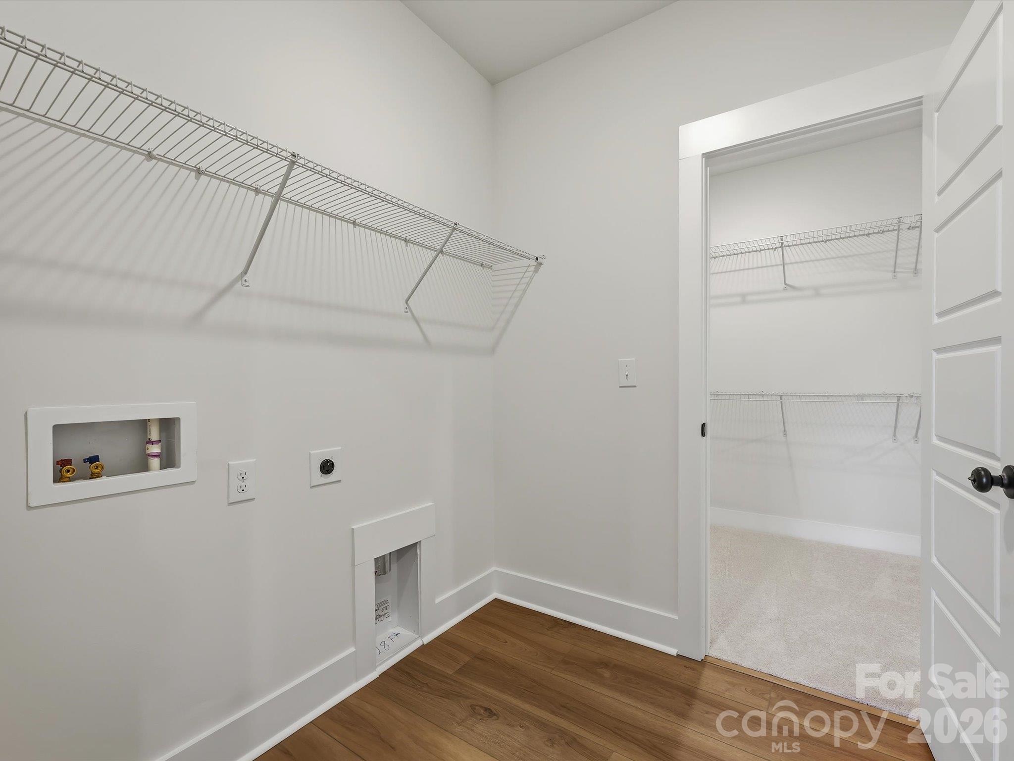 325 Portree Street Property Photo 31