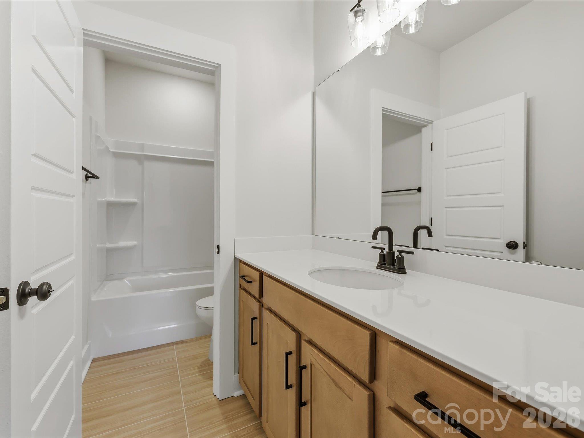 325 Portree Street Property Photo 34