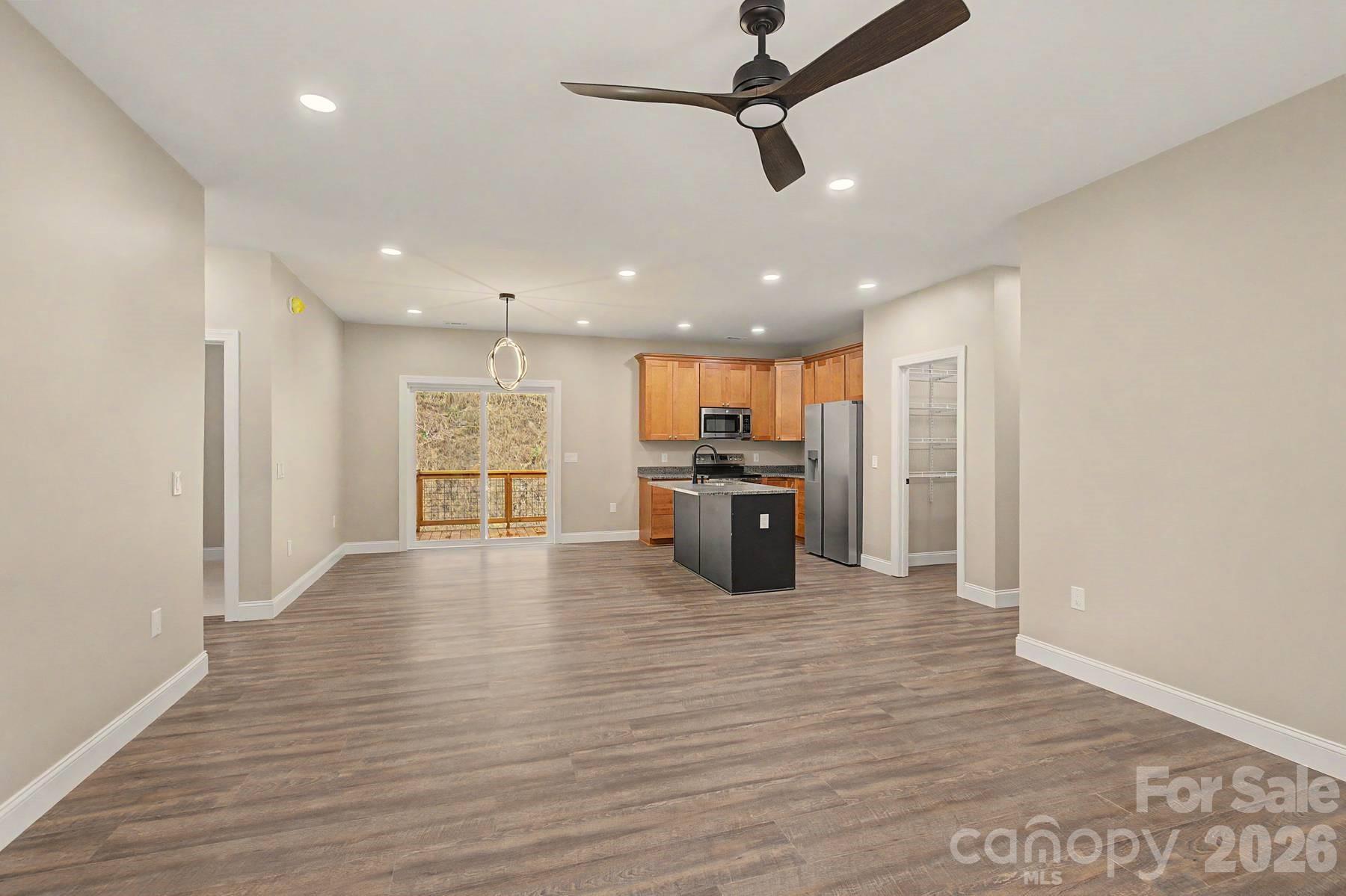 515 Betts Branch Road Property Photo 8