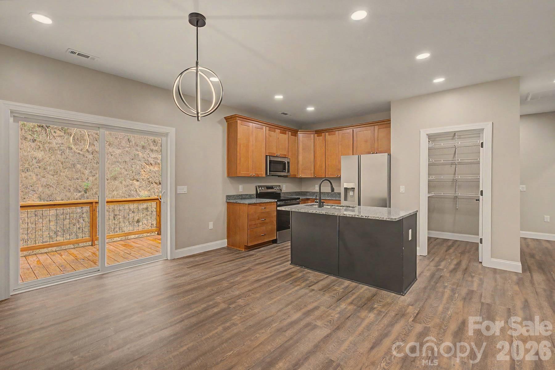 515 Betts Branch Road Property Photo 11