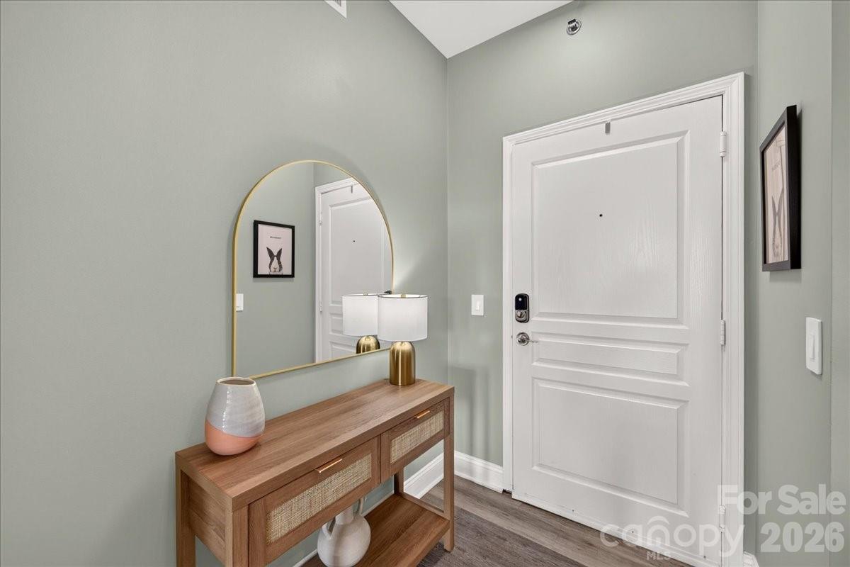 1315 East Boulevard 433 Property Photo 5
