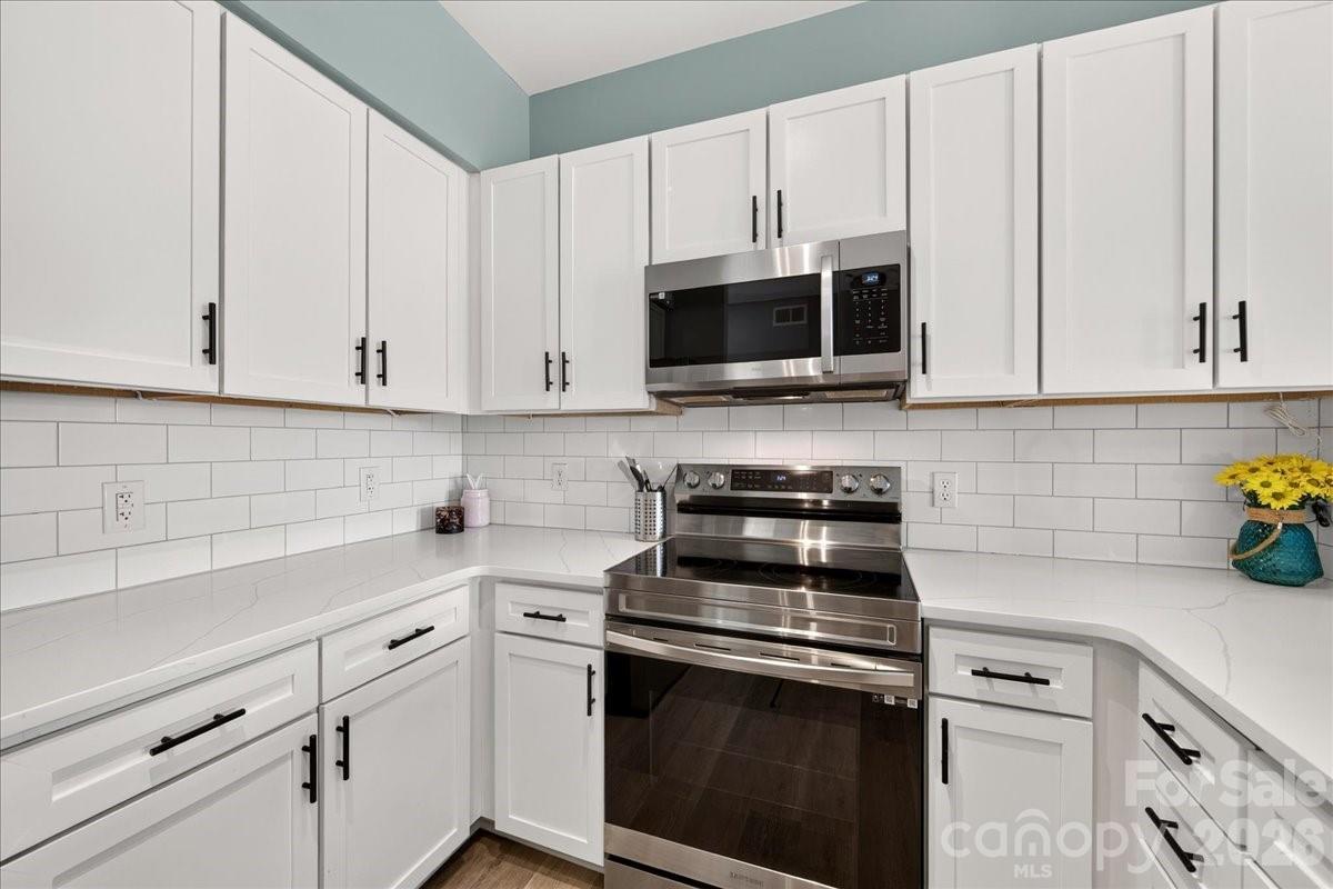 1315 East Boulevard 433 Property Photo 10