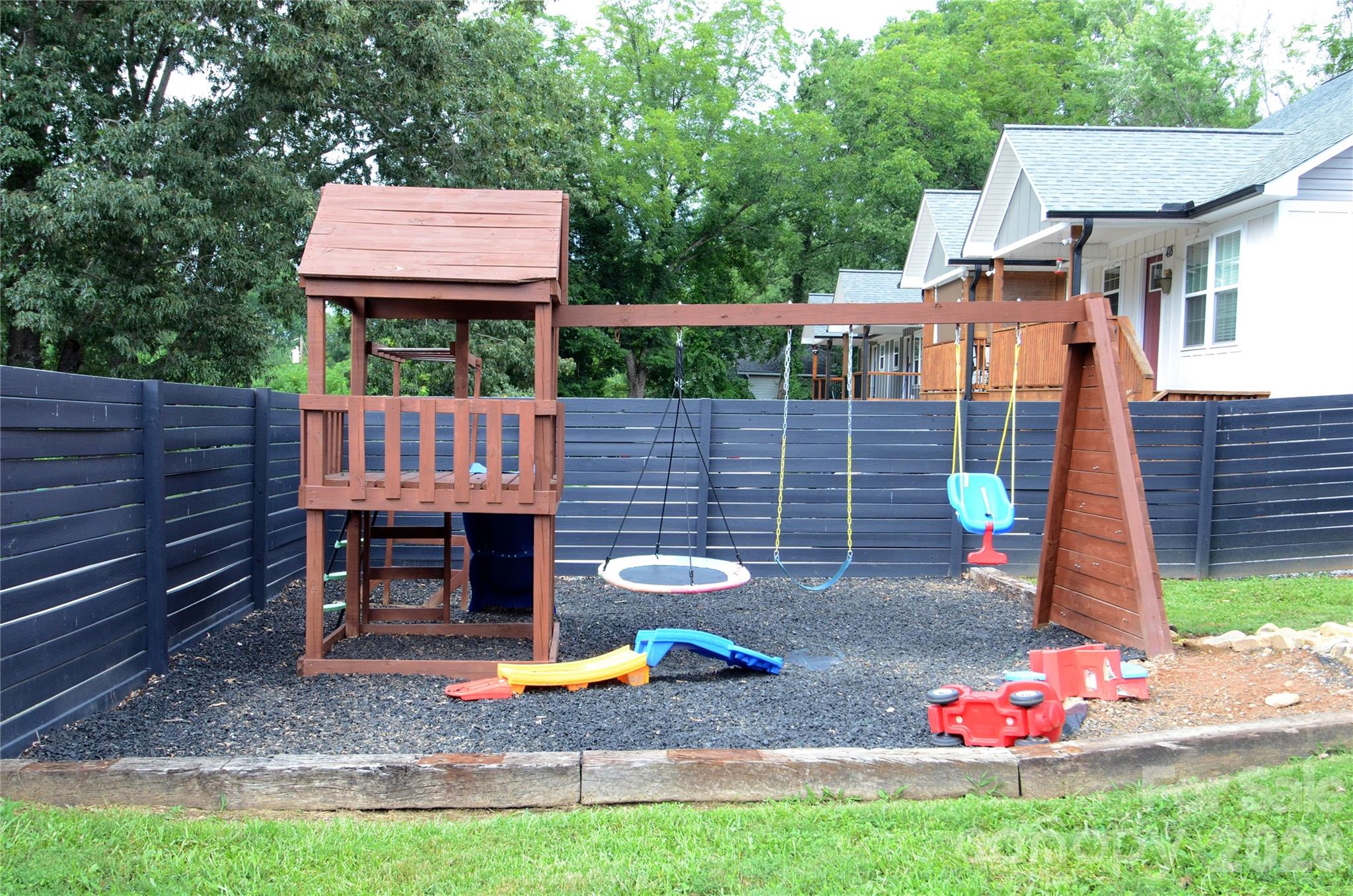 130 Bostic Street Property Photo 4
