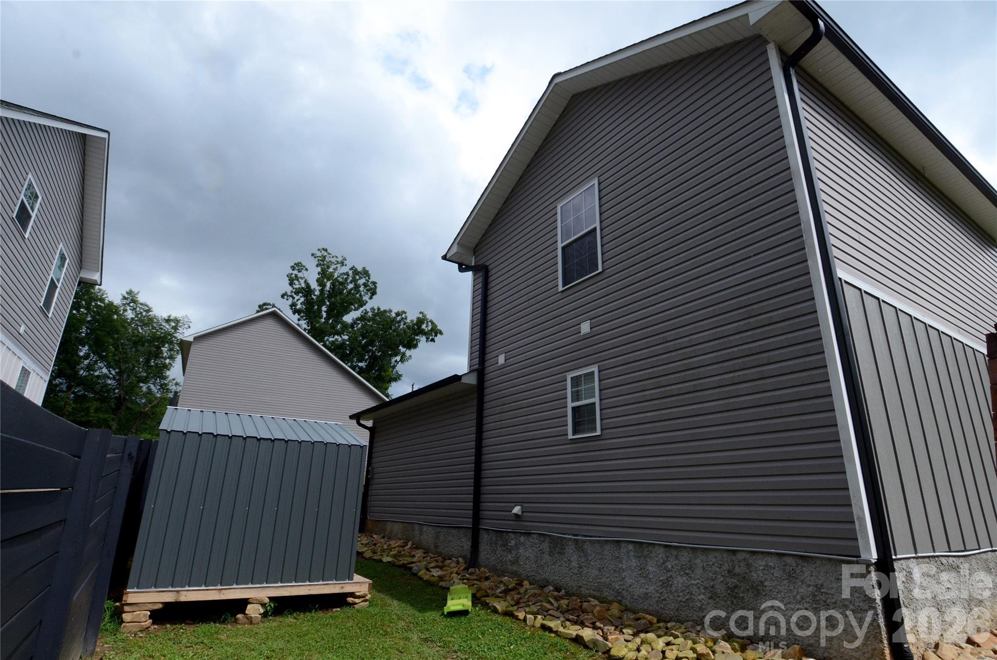 130 Bostic Street Property Photo 7