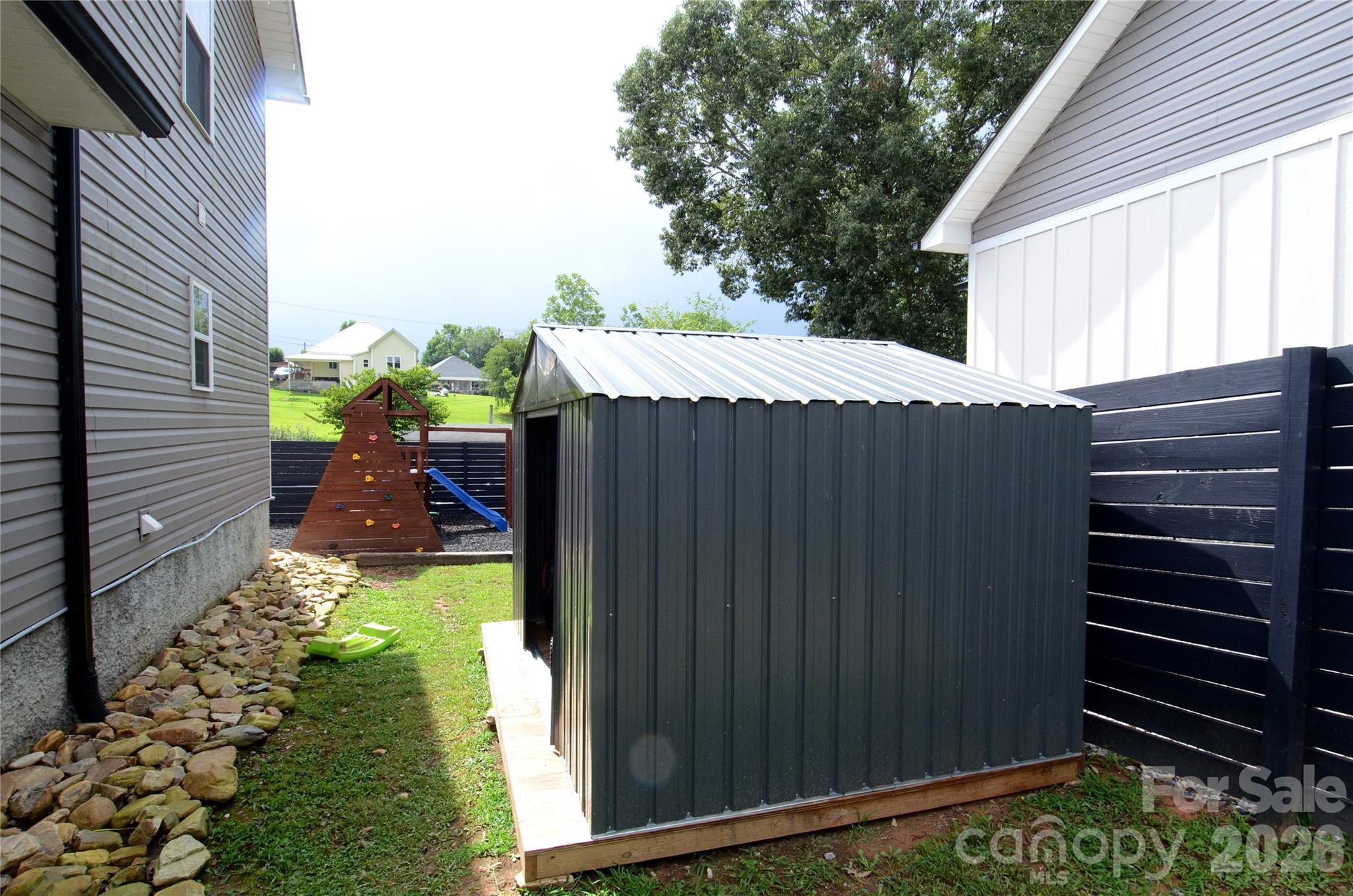 130 Bostic Street Property Photo 8