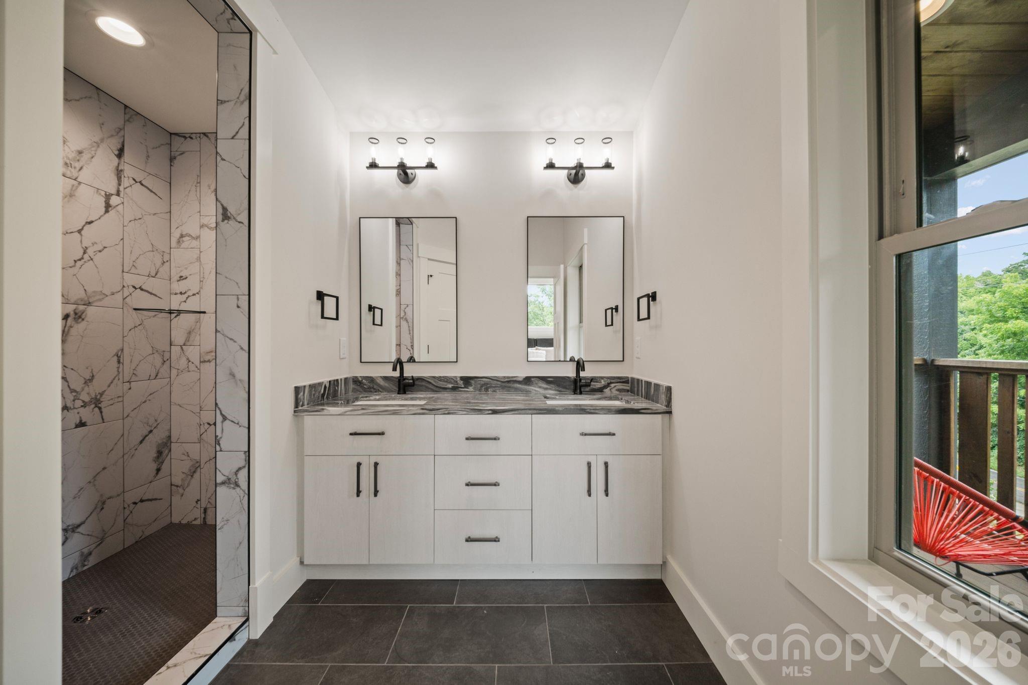 91 Glendale Avenue Property Photo 24