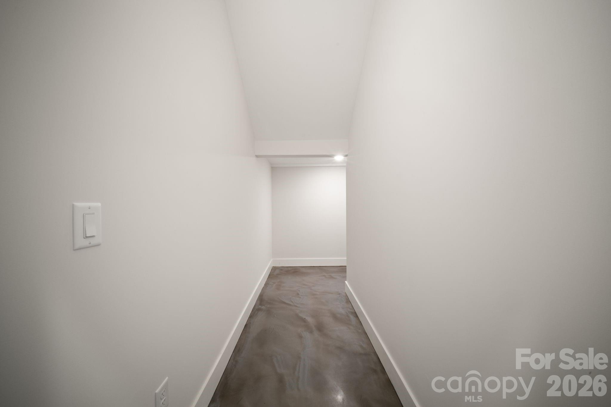 91 Glendale Avenue Property Photo 36
