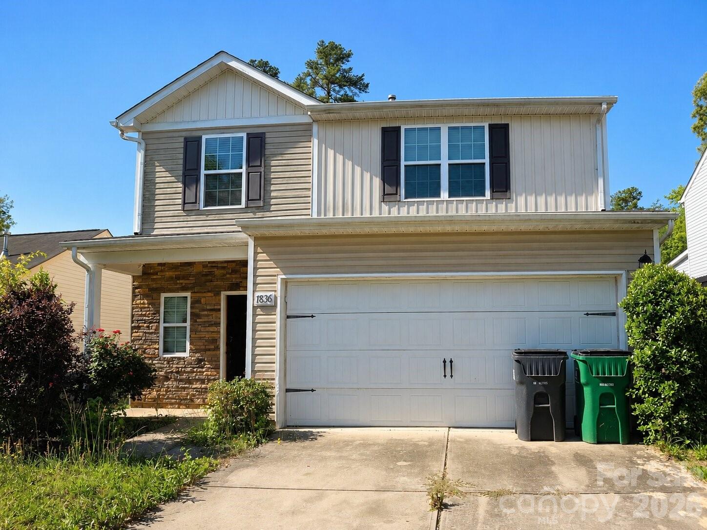 7836 E Lane Drive Property Photo 1