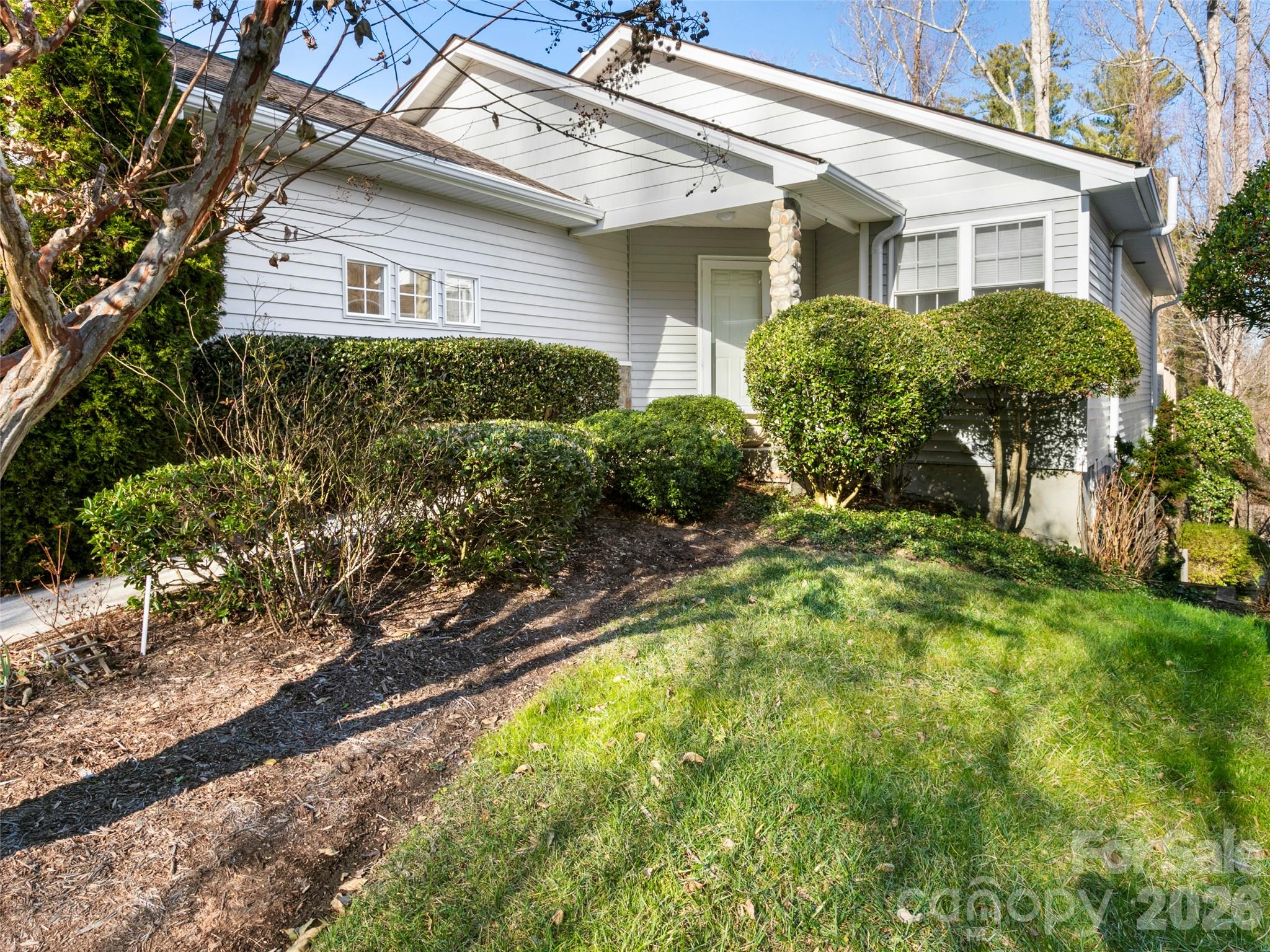 305 Ewarts Hill Road Property Photo 2