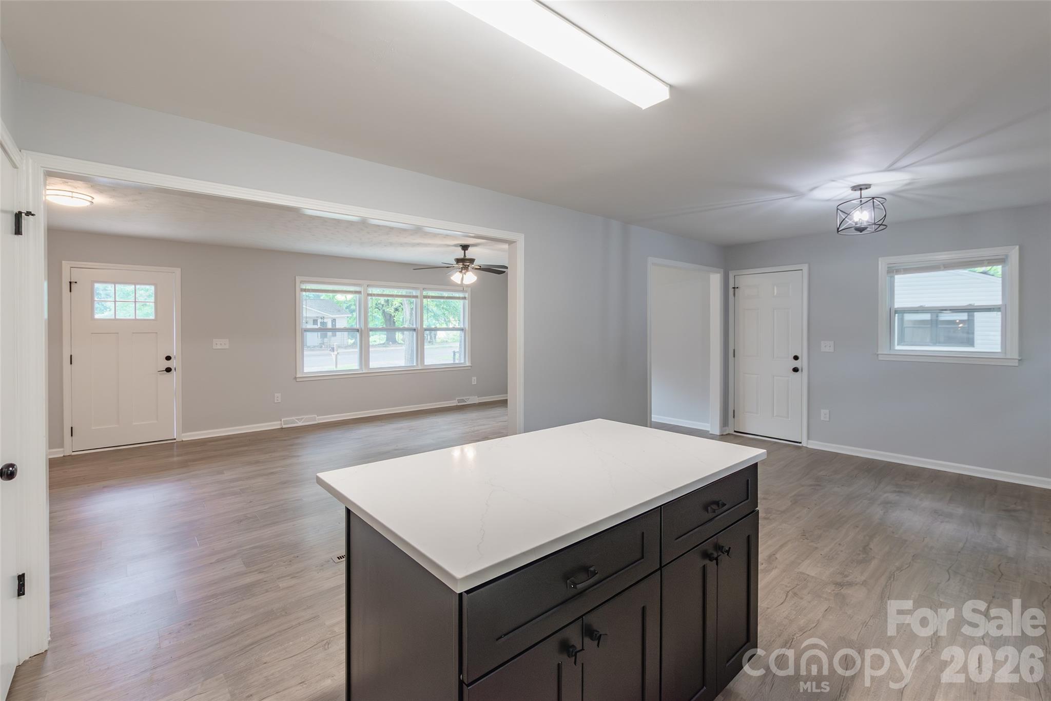 919 N Weldon Street Property Photo 11