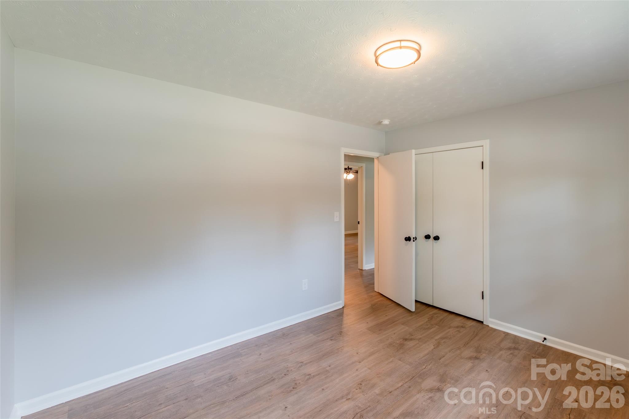 919 N Weldon Street Property Photo 20