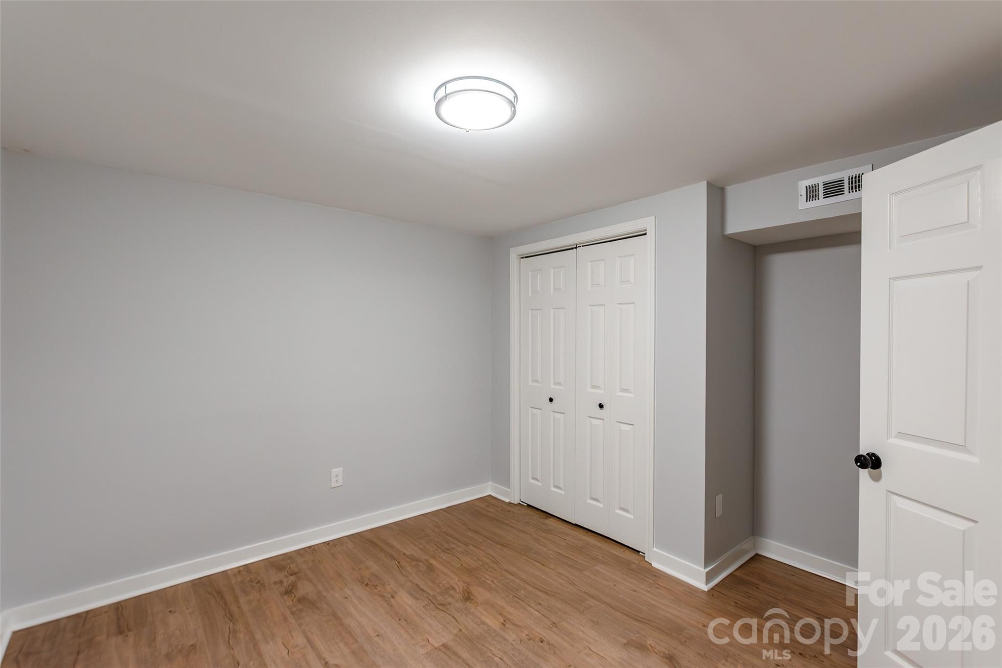 919 N Weldon Street Property Photo 23