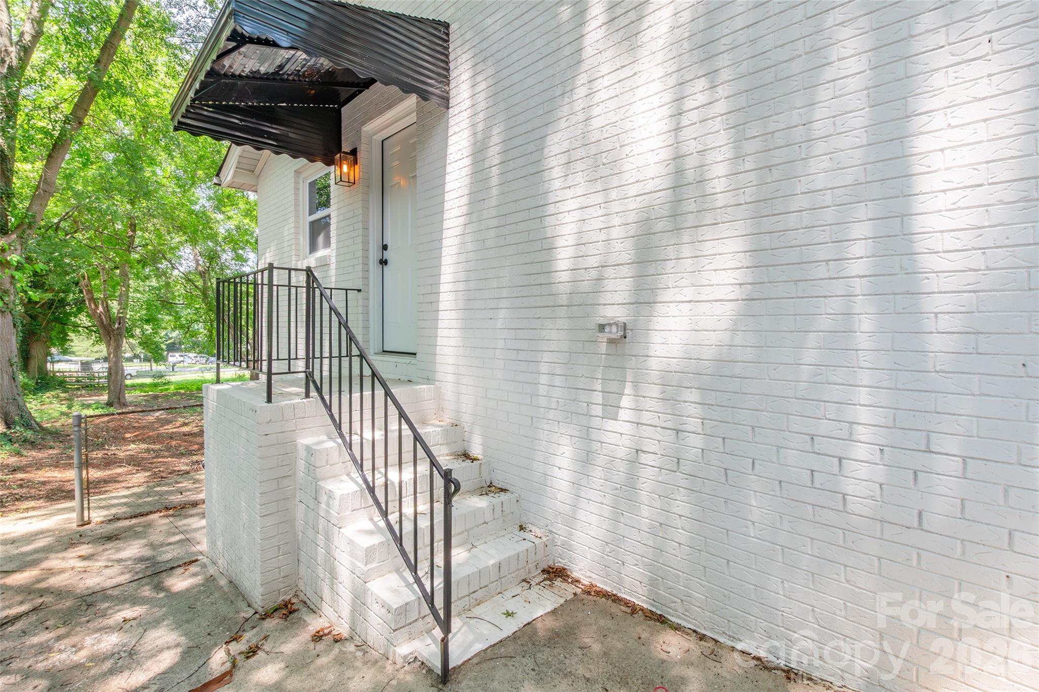 919 N Weldon Street Property Photo 33