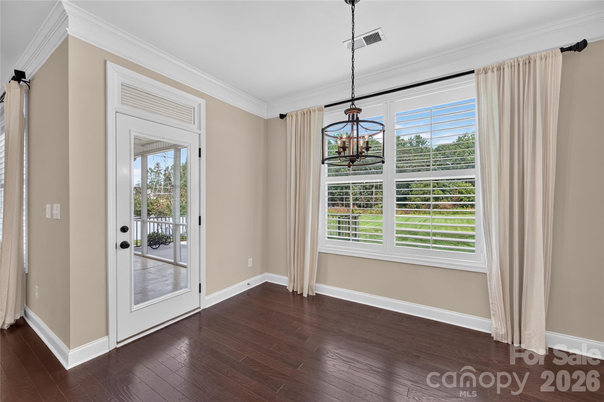 6403 Torrence Trace Drive Property Photo 19