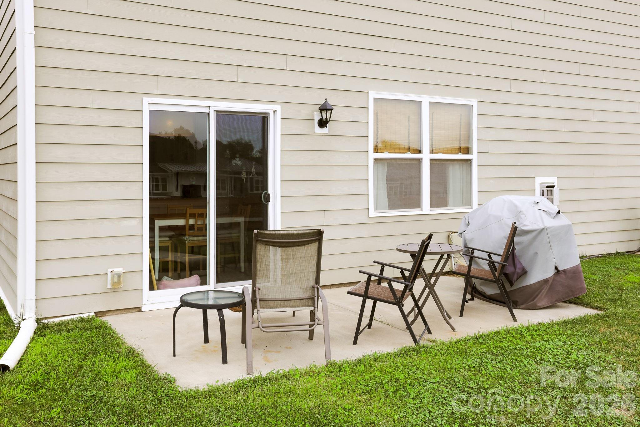 232 Marathon Lane Property Photo 6