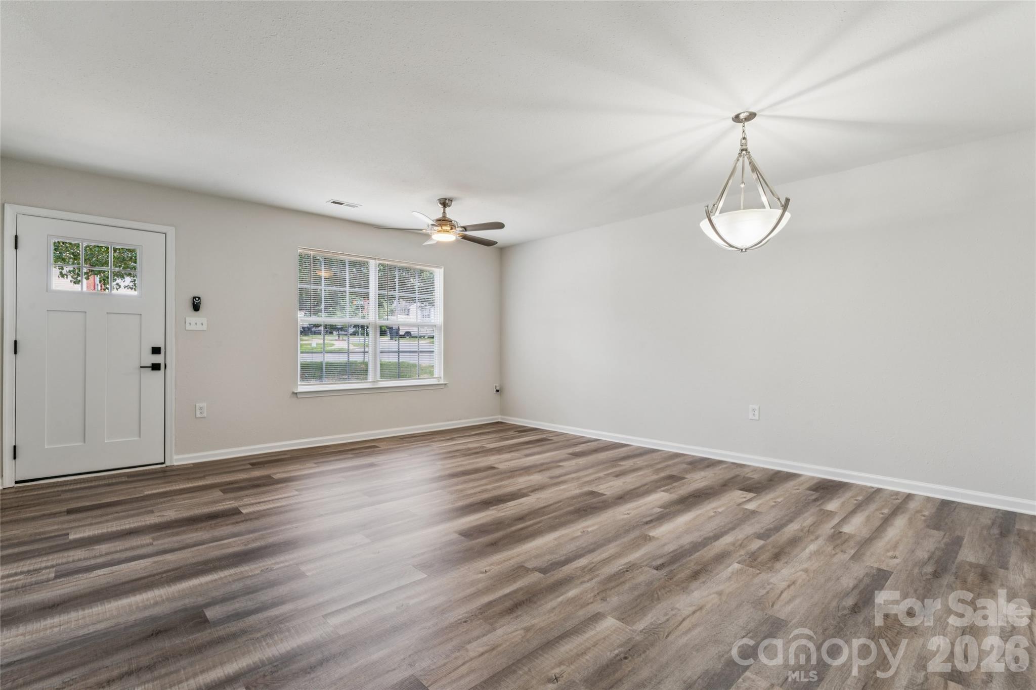 7305 Larwill Lane Property Photo 9