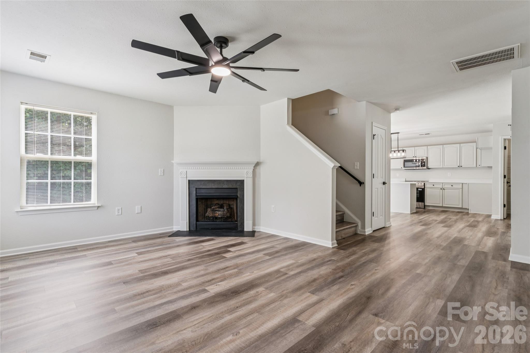 7305 Larwill Lane Property Photo 11
